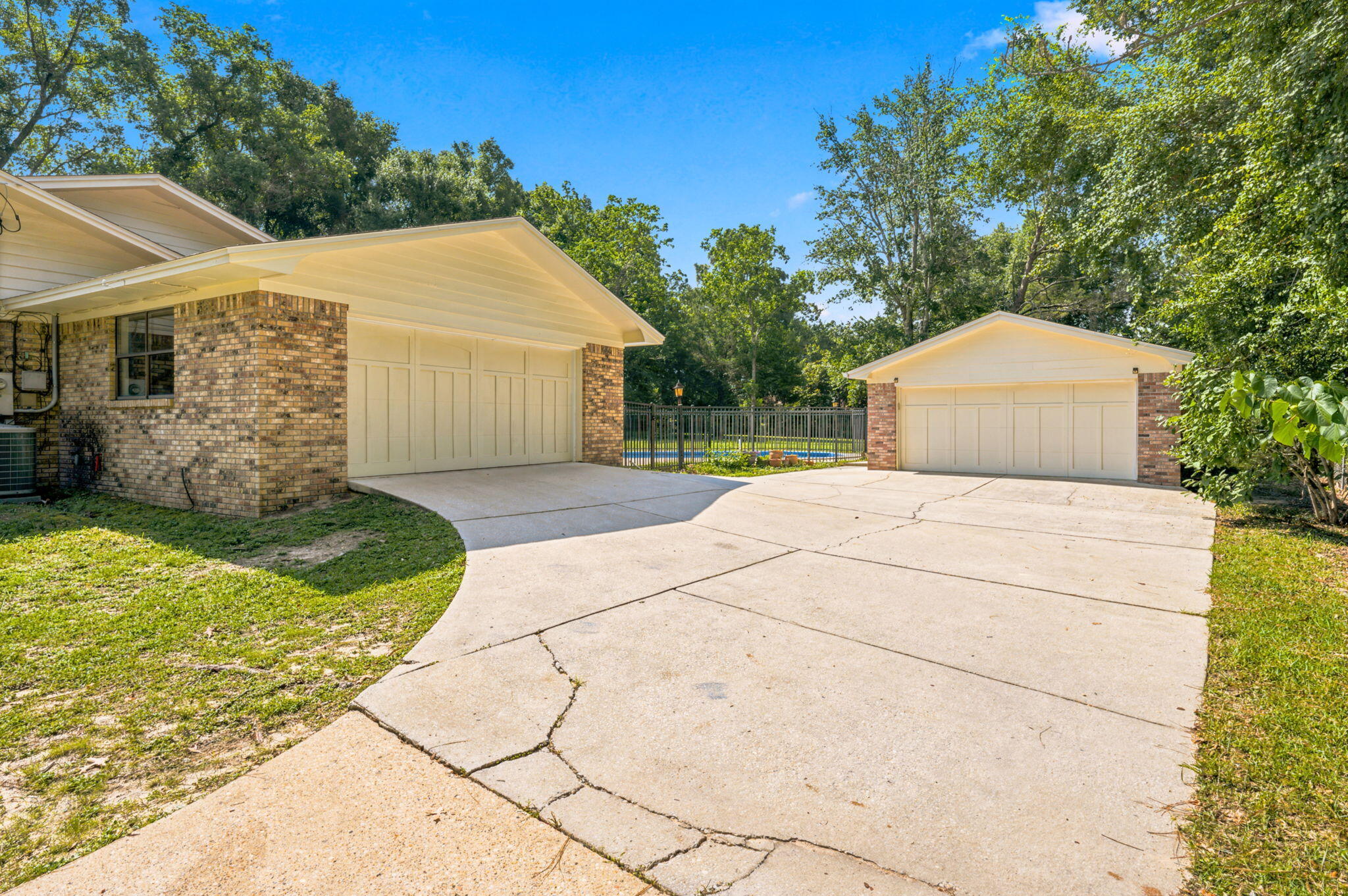 2402 Woodbine Drive
