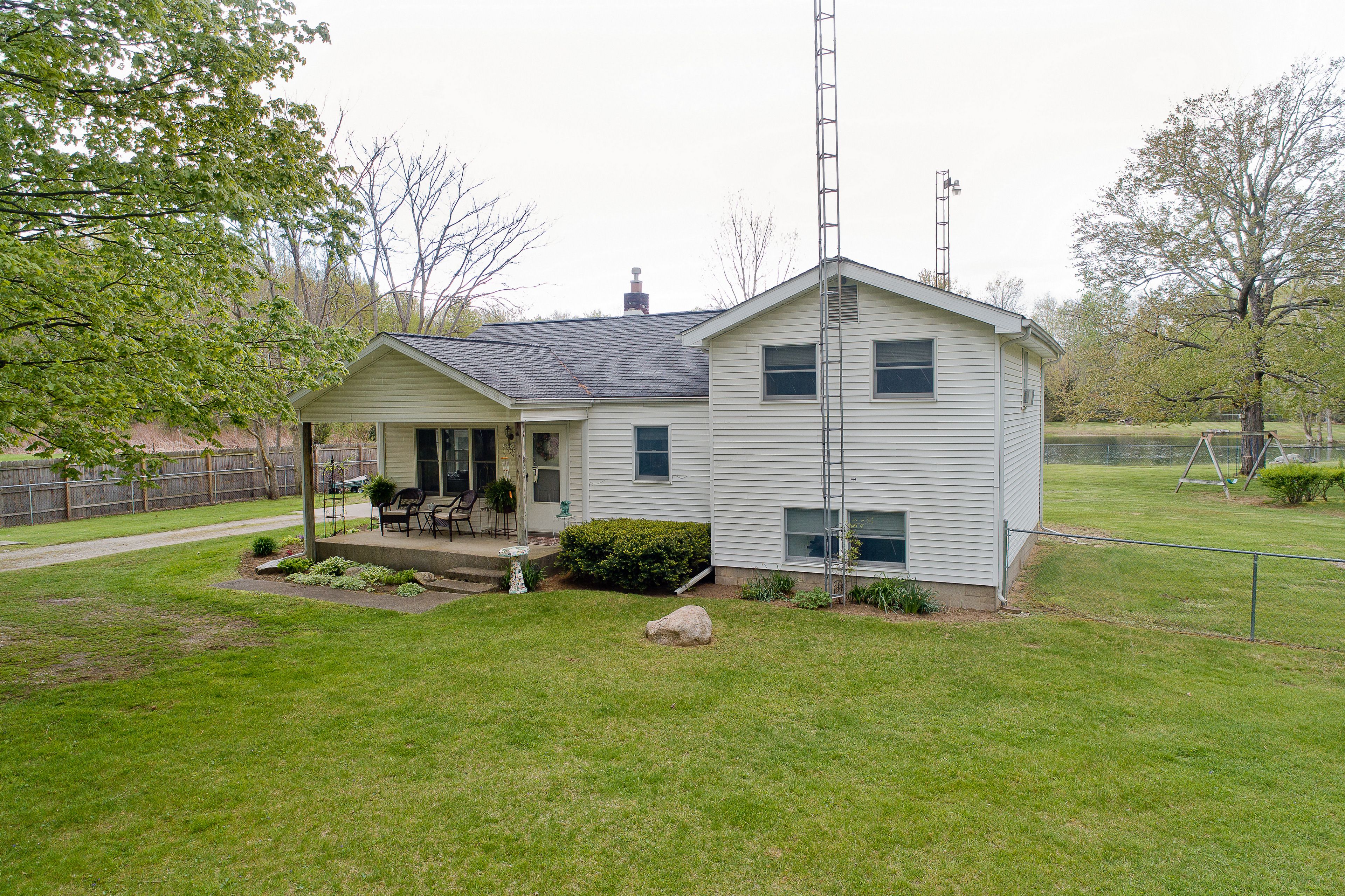 14297 MONTLE Road
