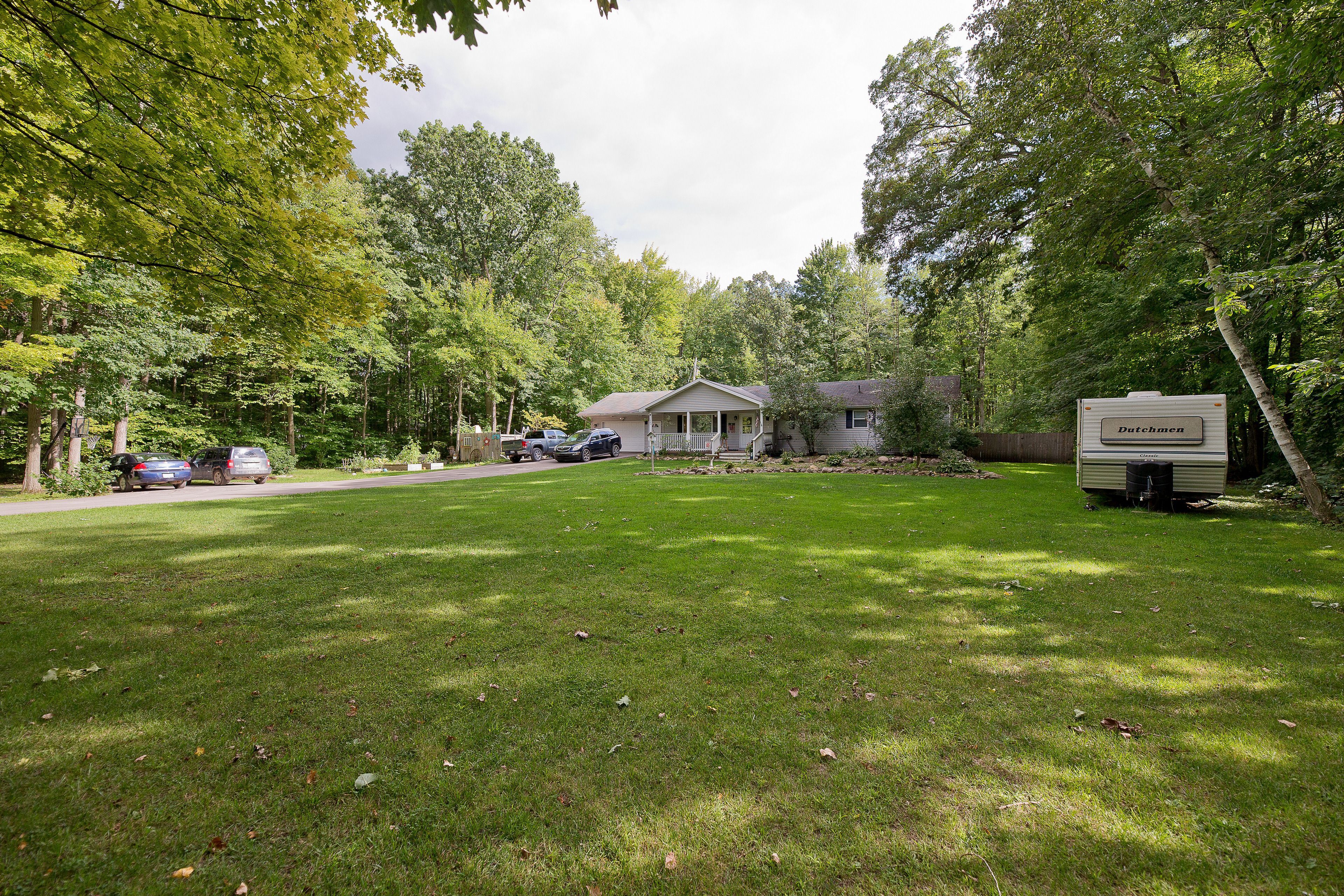 1294 E WILLARD Road