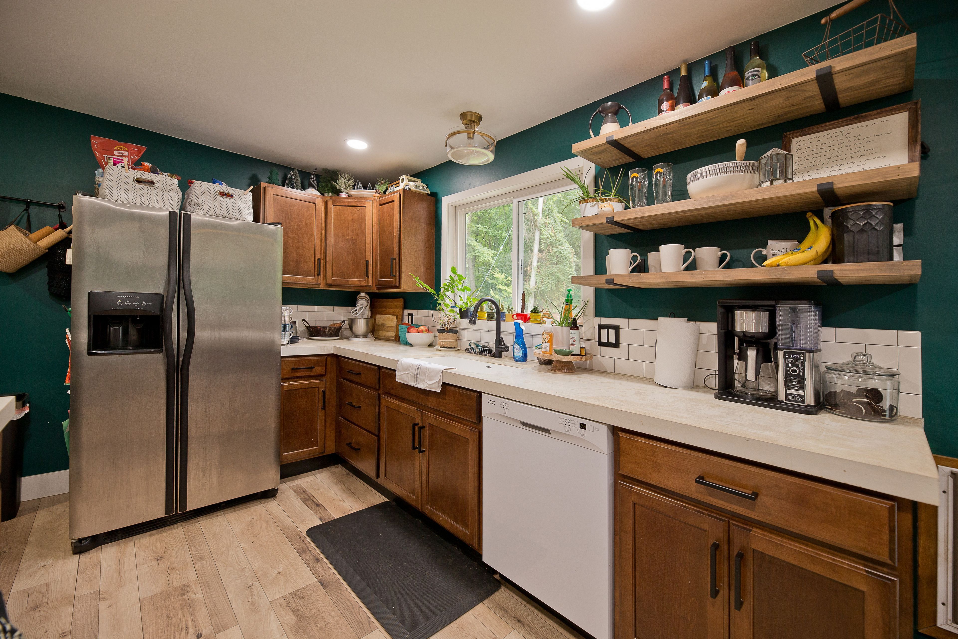 1294 E WILLARD Road