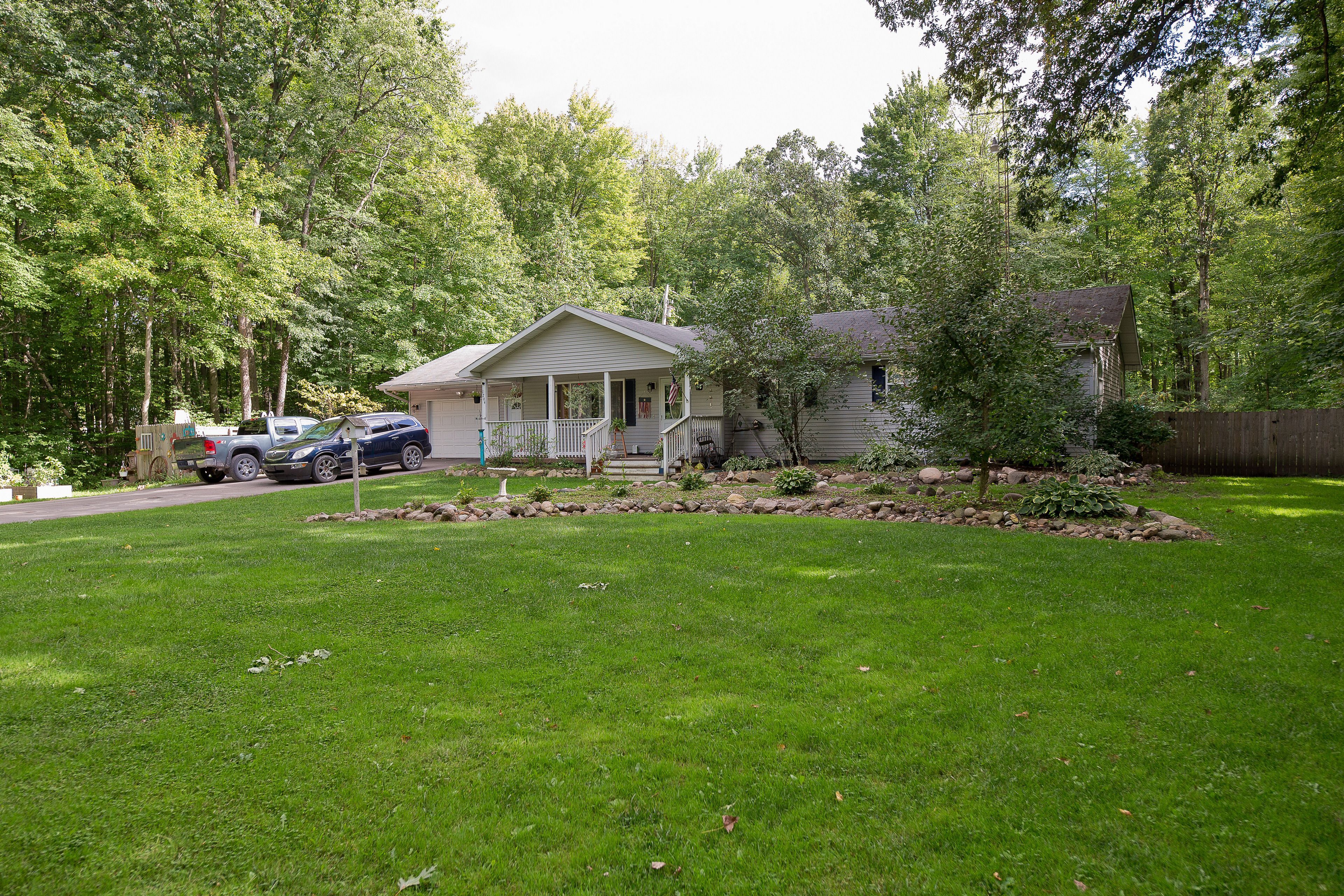1294 E WILLARD Road