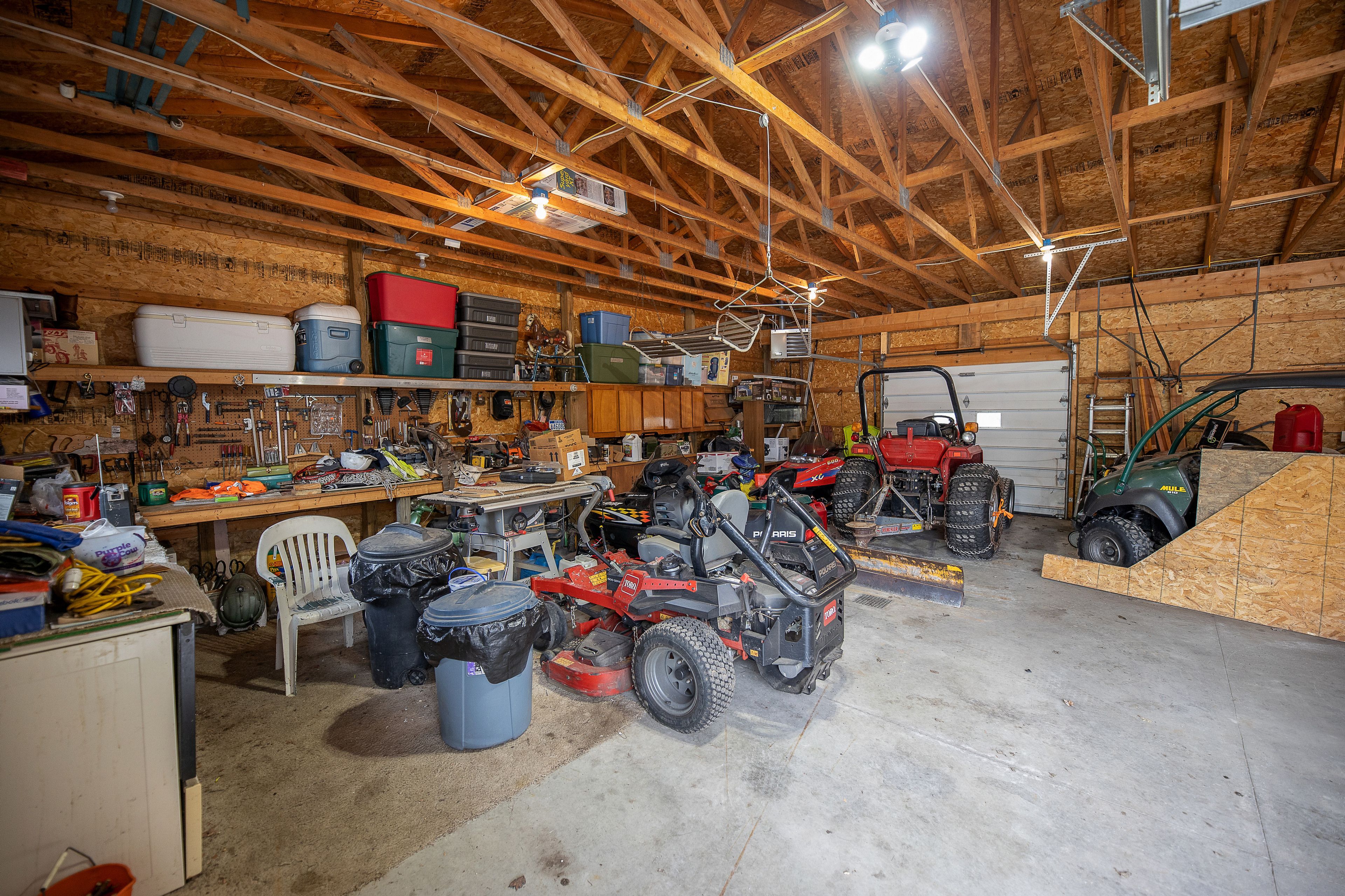 11405 BELL Road