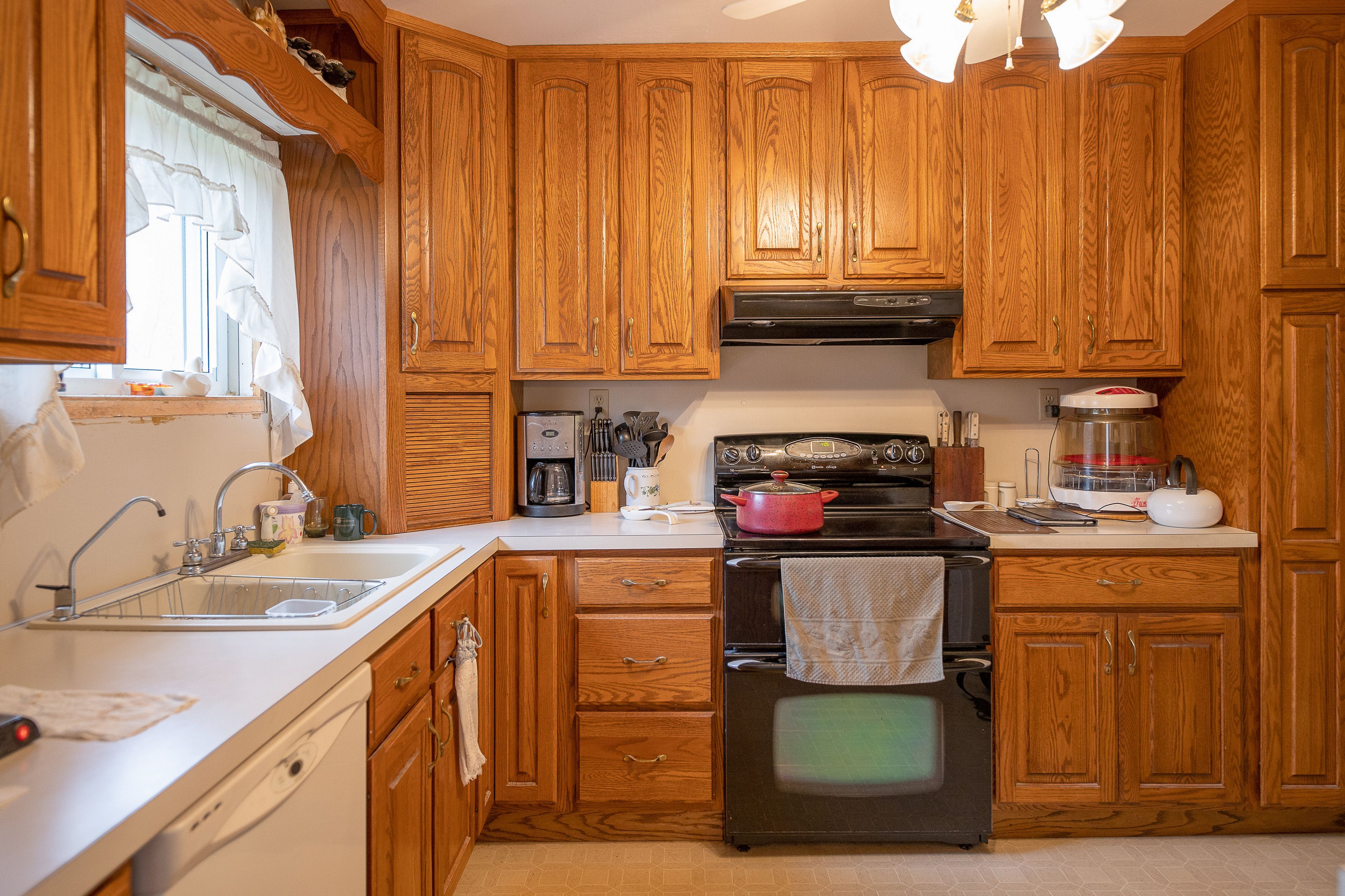 11405 BELL Road
