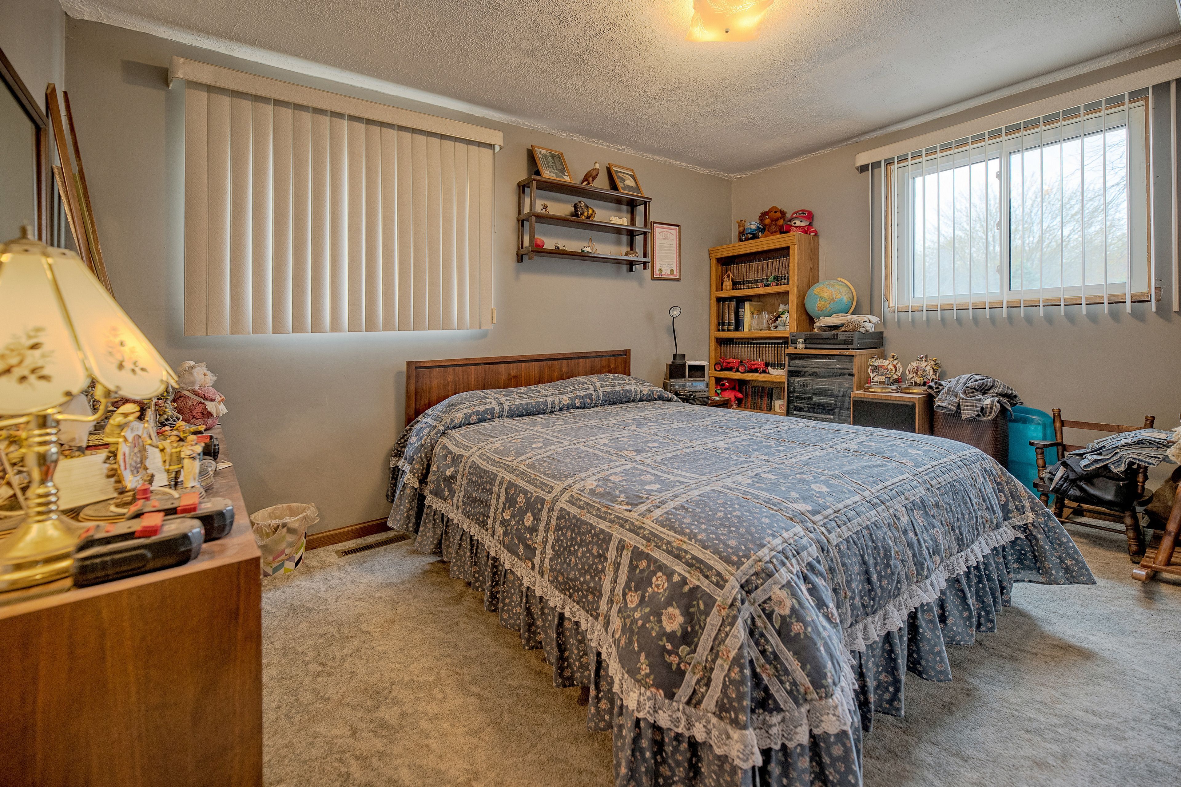 11405 BELL Road