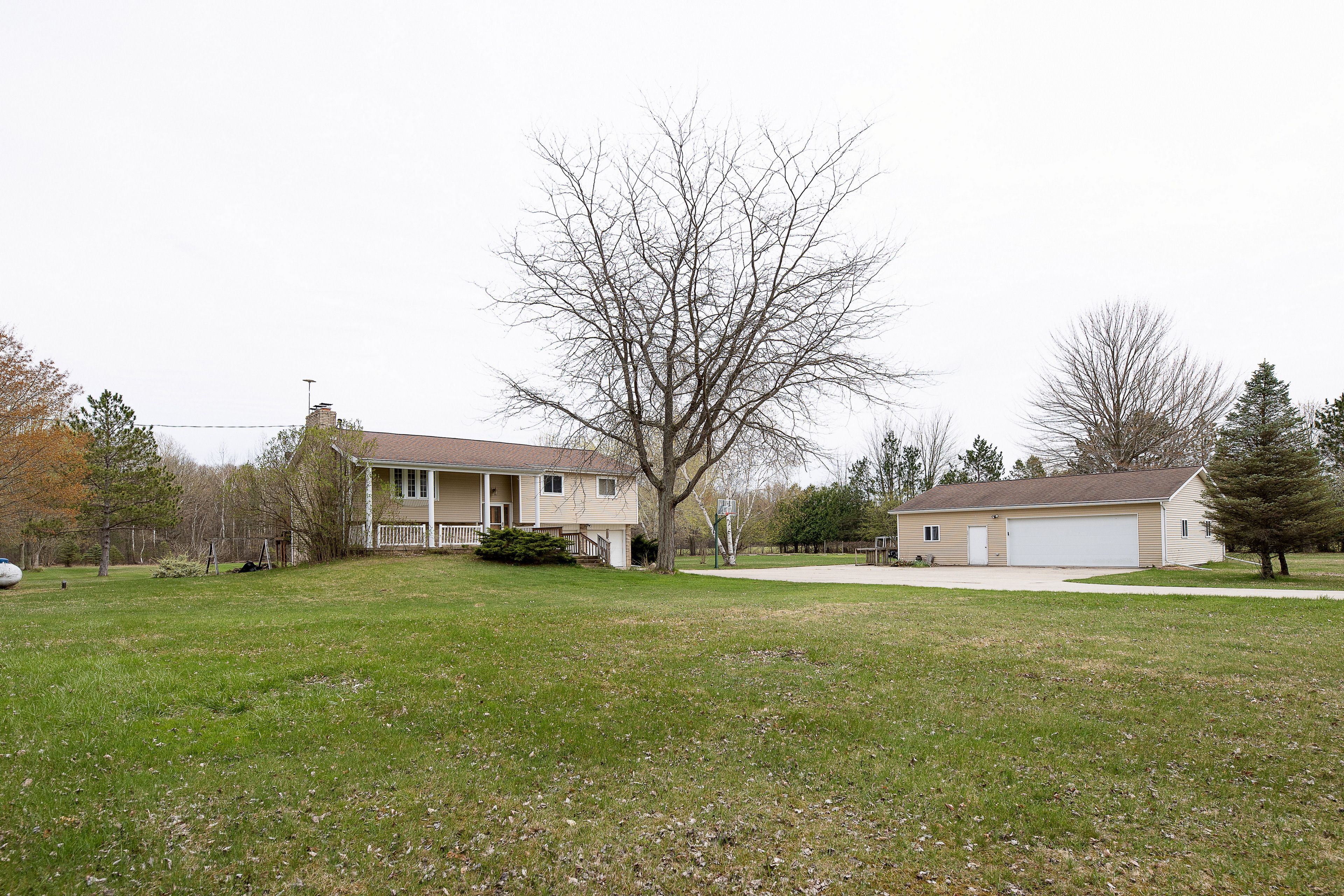 11405 BELL Road