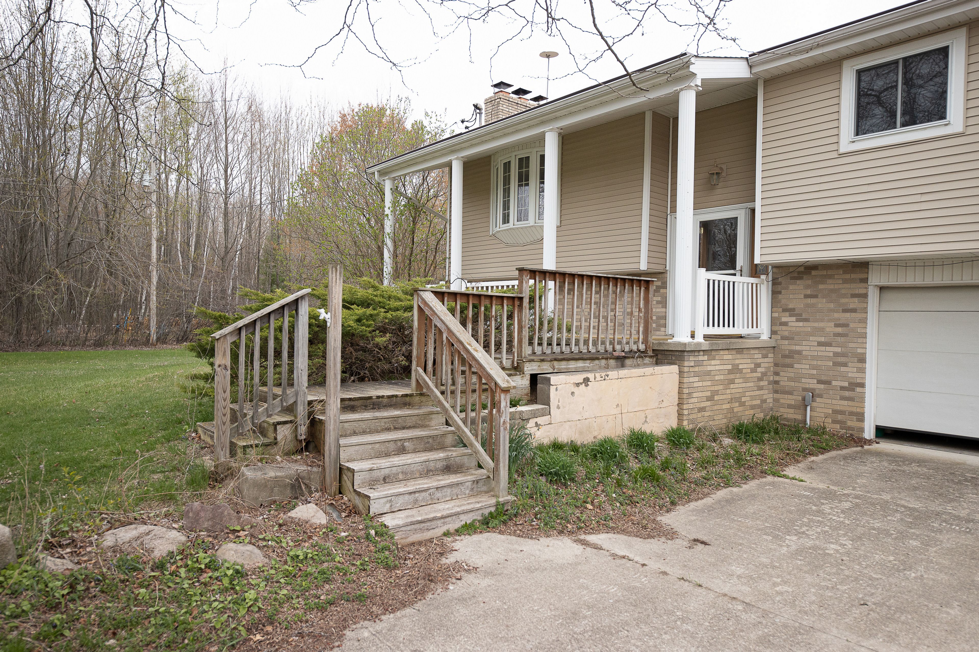 11405 BELL Road