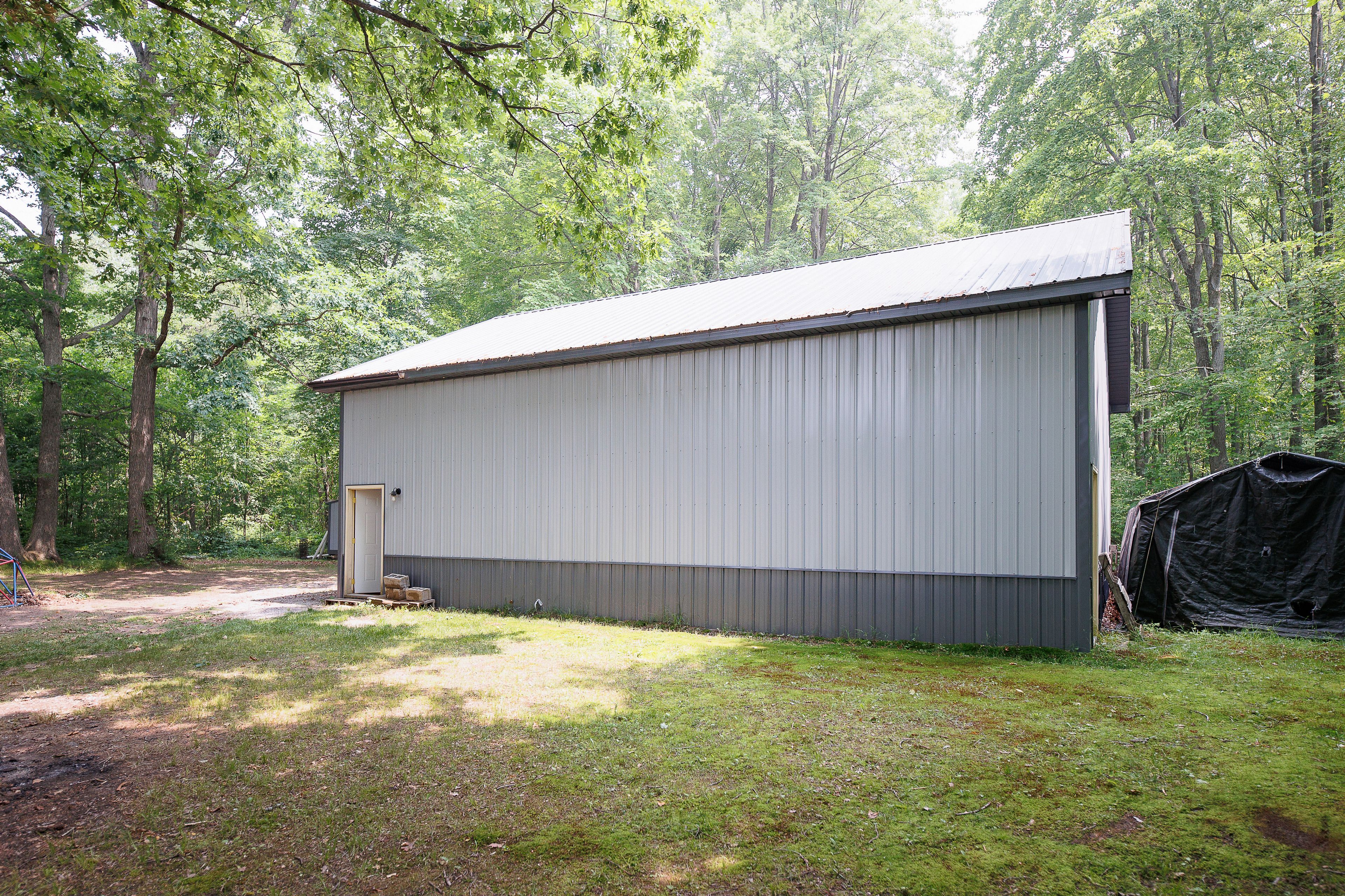 13422 N LEWIS Road