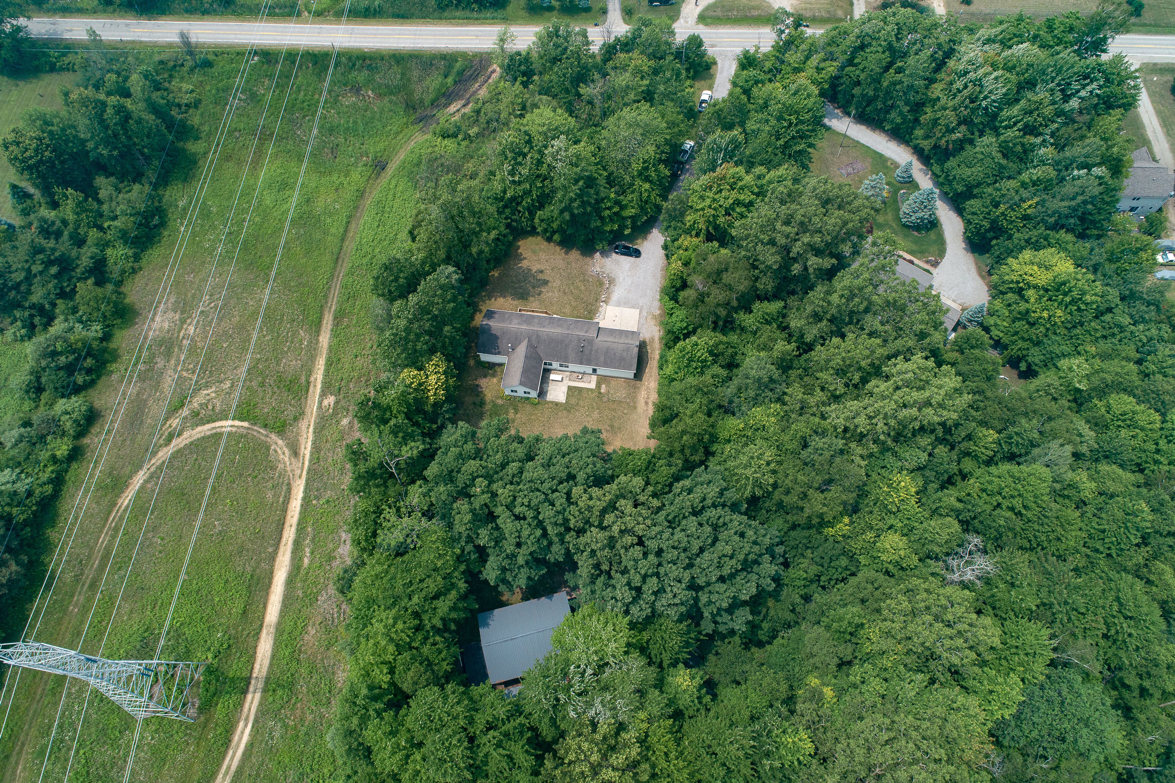 13422 N LEWIS Road