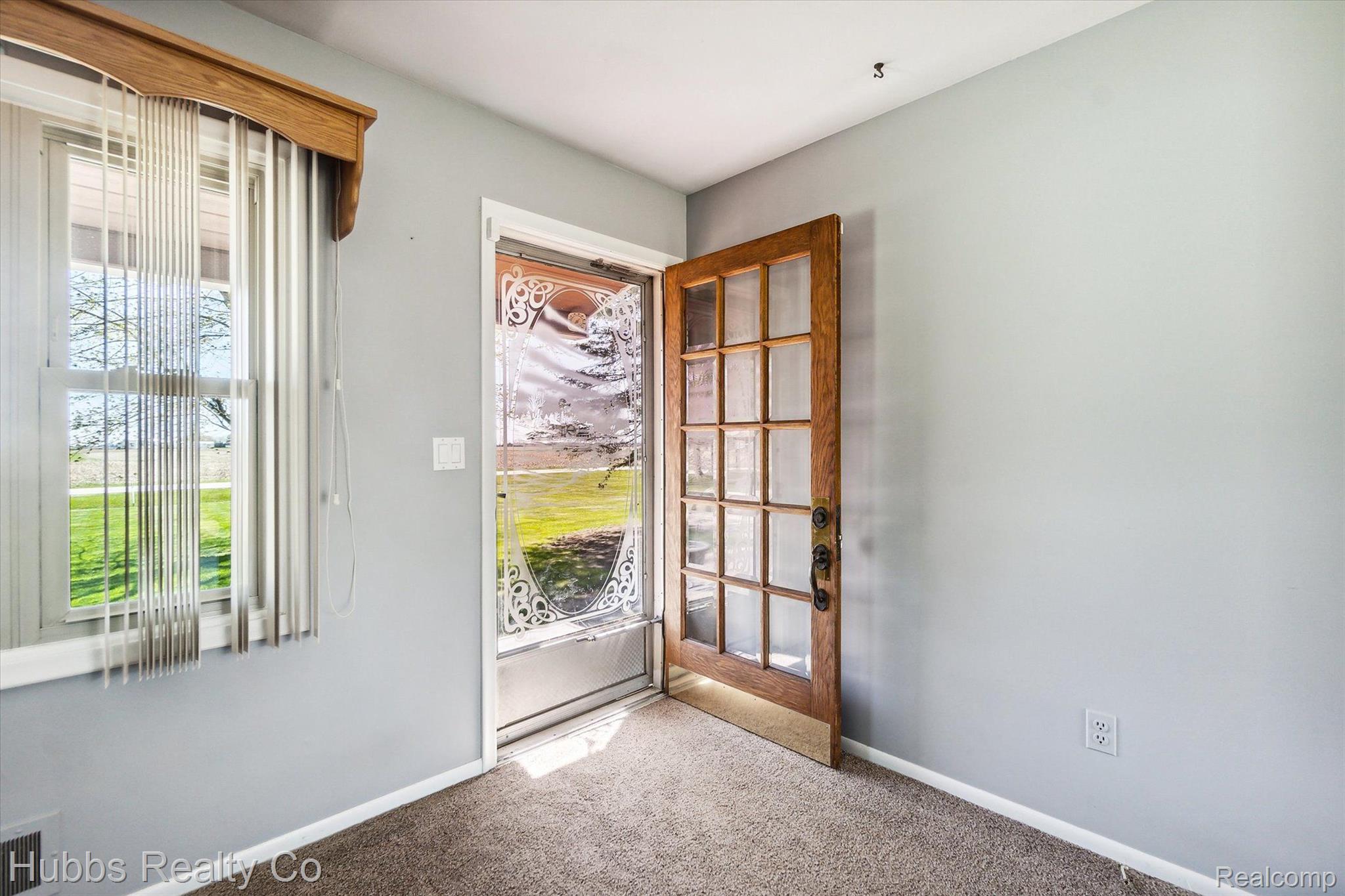 4115 N NEW LOTHROP Road