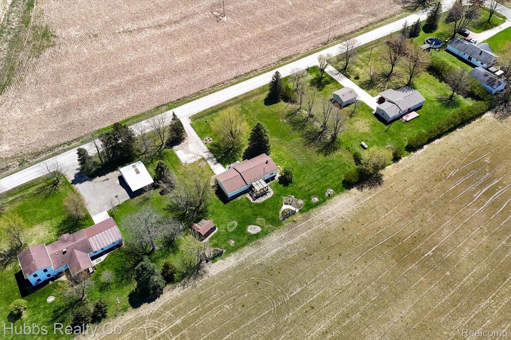 4115 N NEW LOTHROP Road