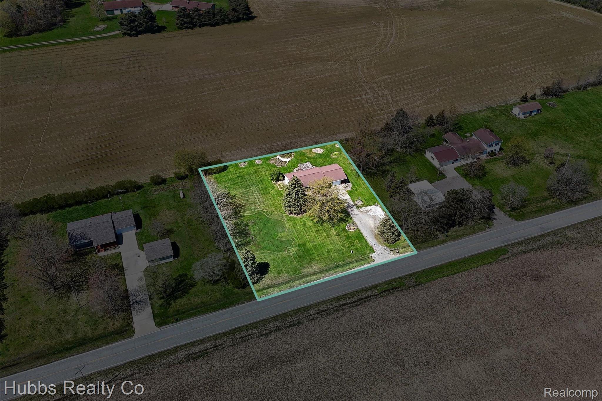 4115 N NEW LOTHROP Road