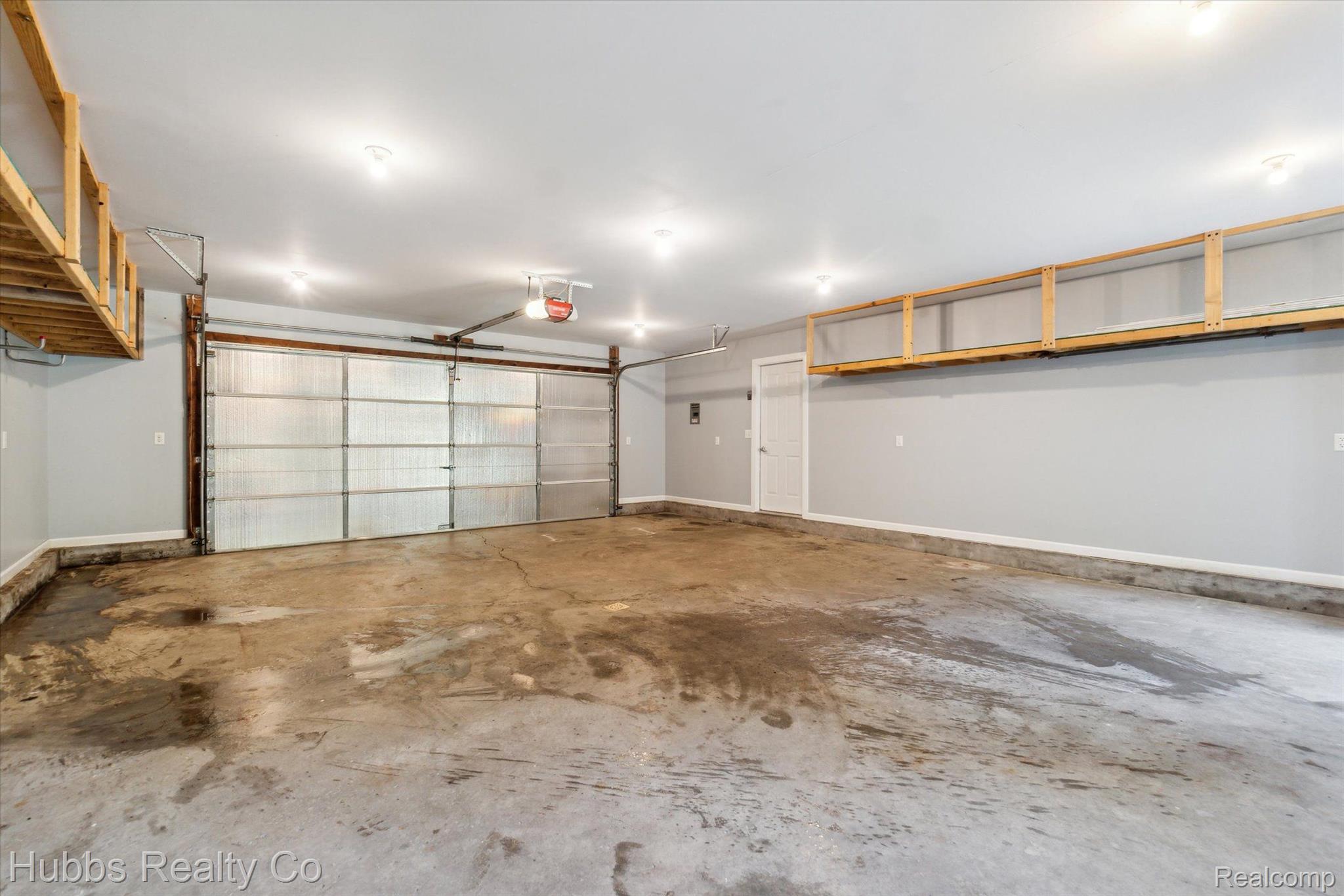 1247 E BURT Road