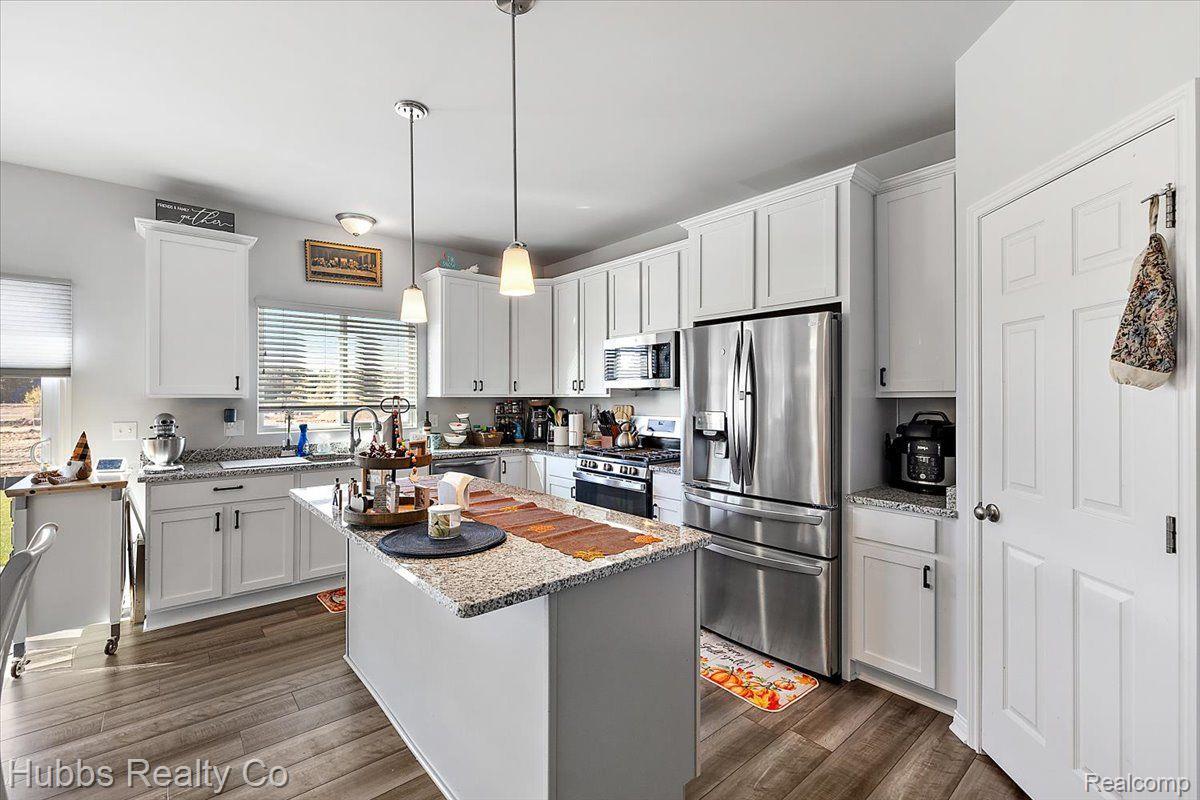 354 Hidden River E