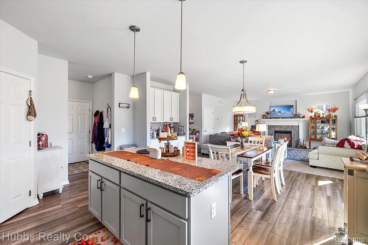 354 Hidden River E