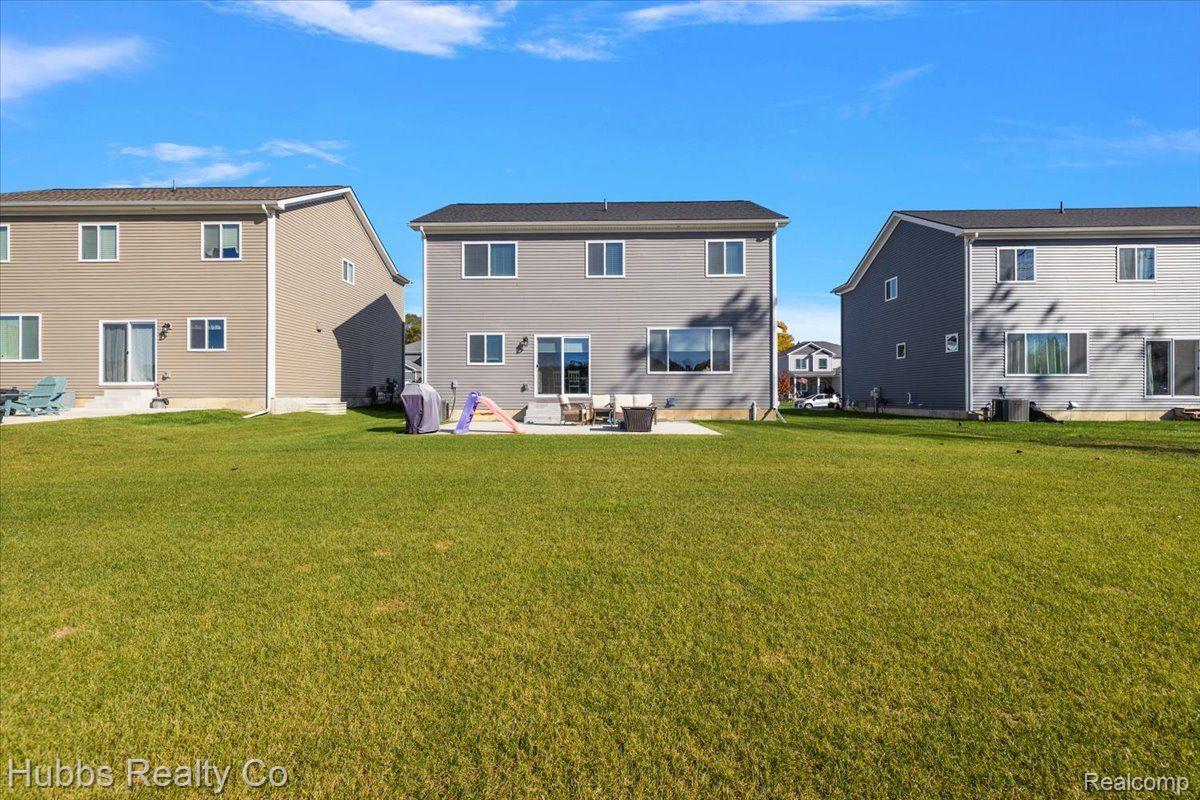 354 Hidden River E