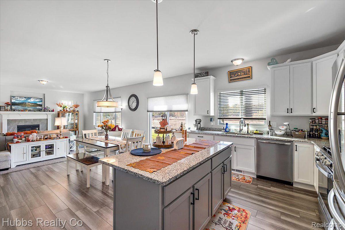 354 Hidden River E