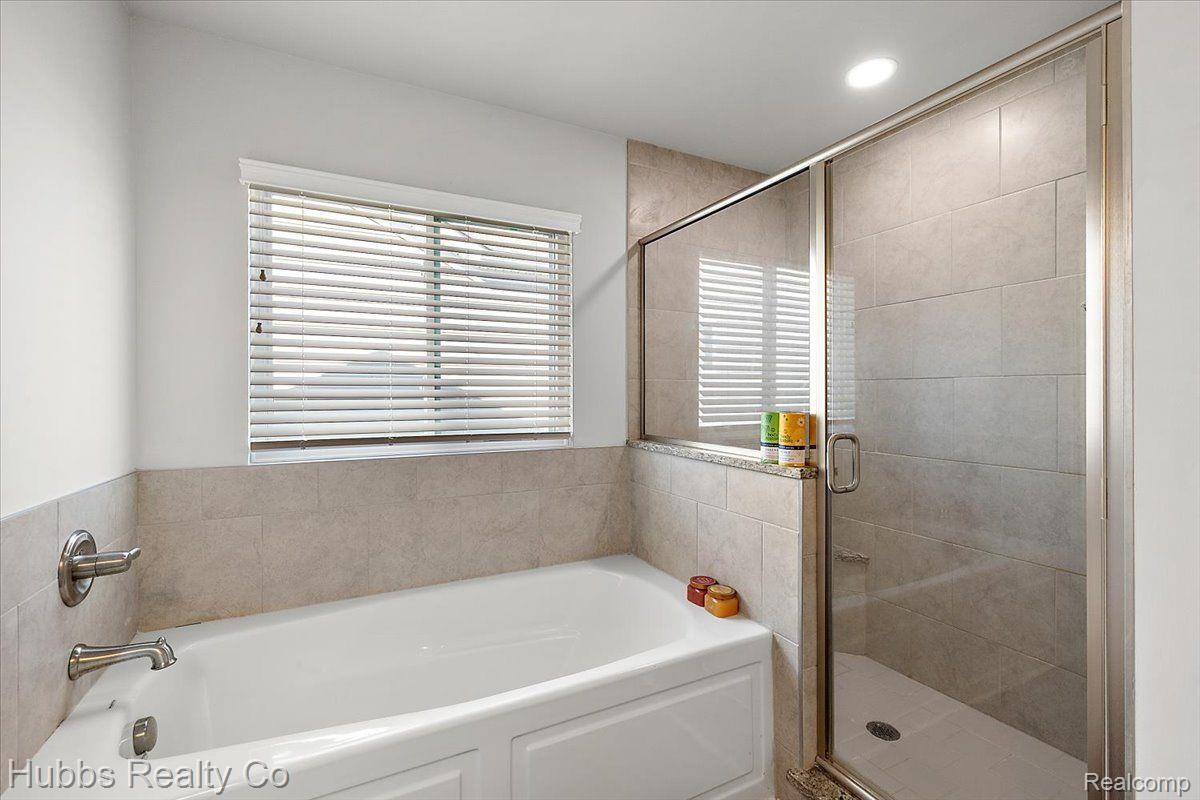354 Hidden River E