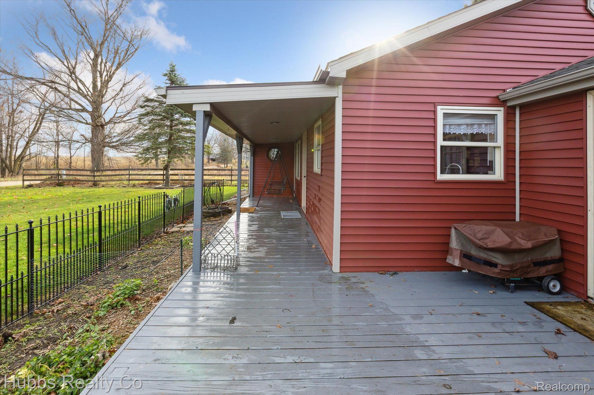 8884 EDWARD Road