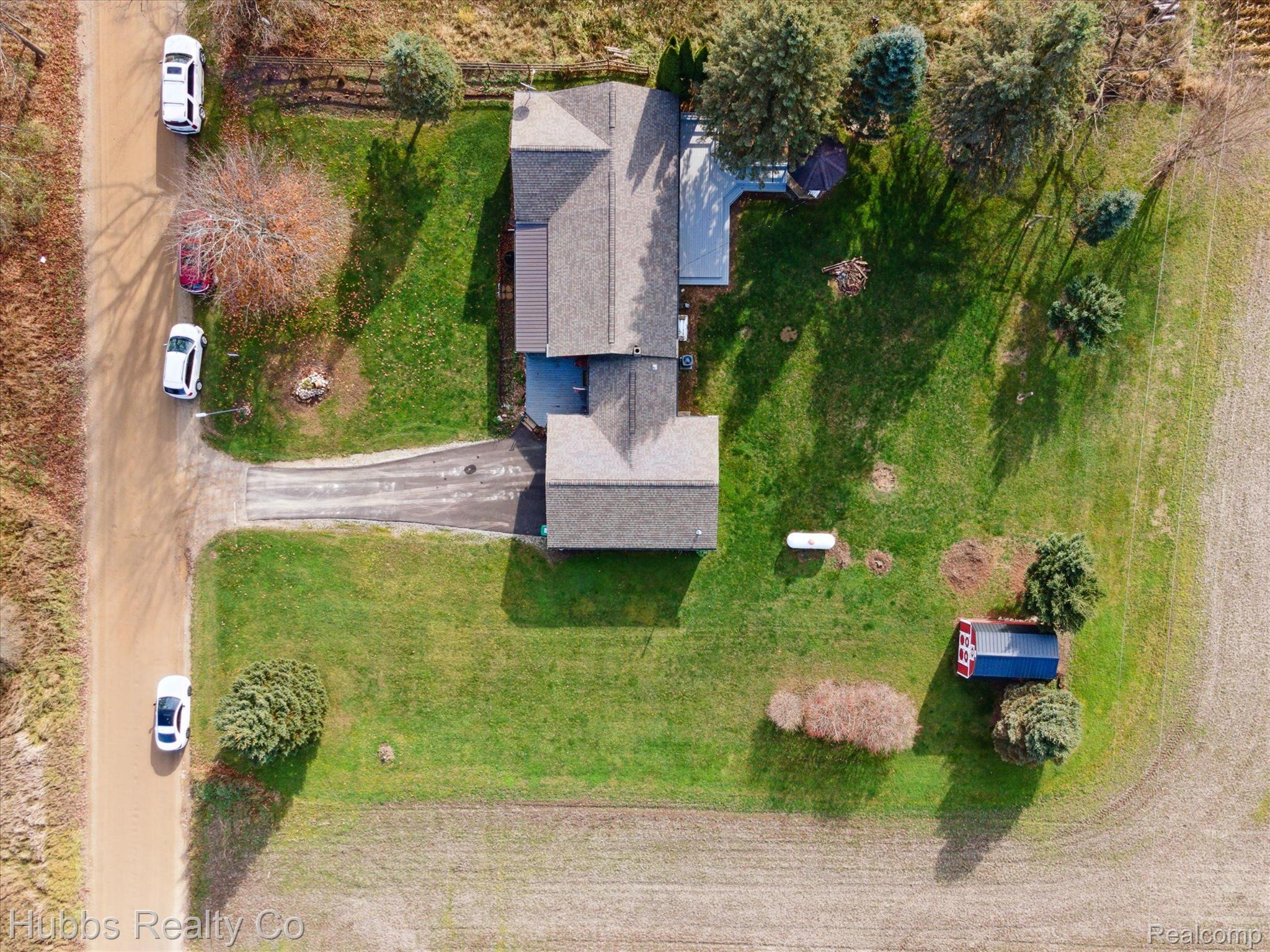 8884 EDWARD Road