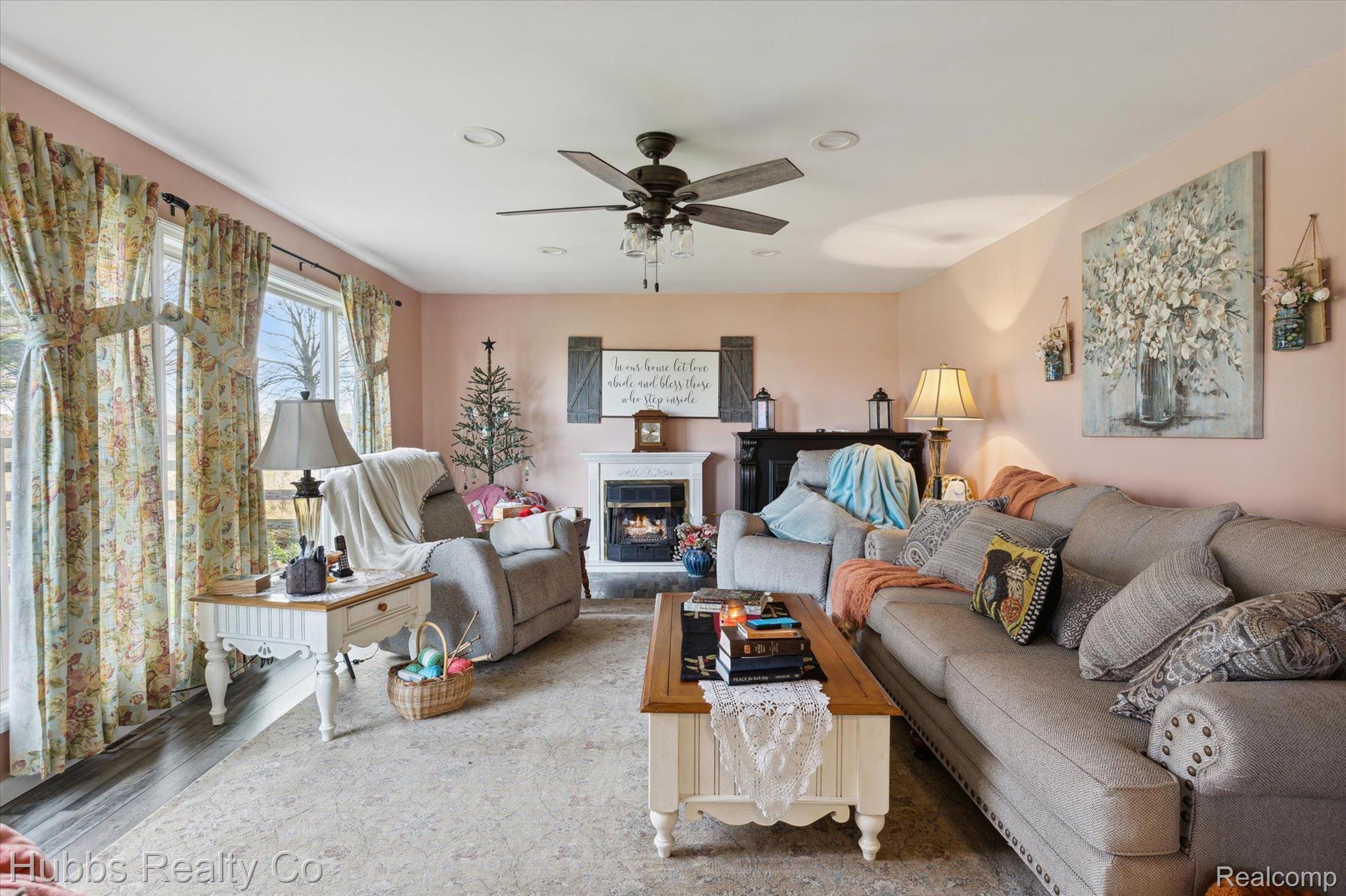 8884 EDWARD Road
