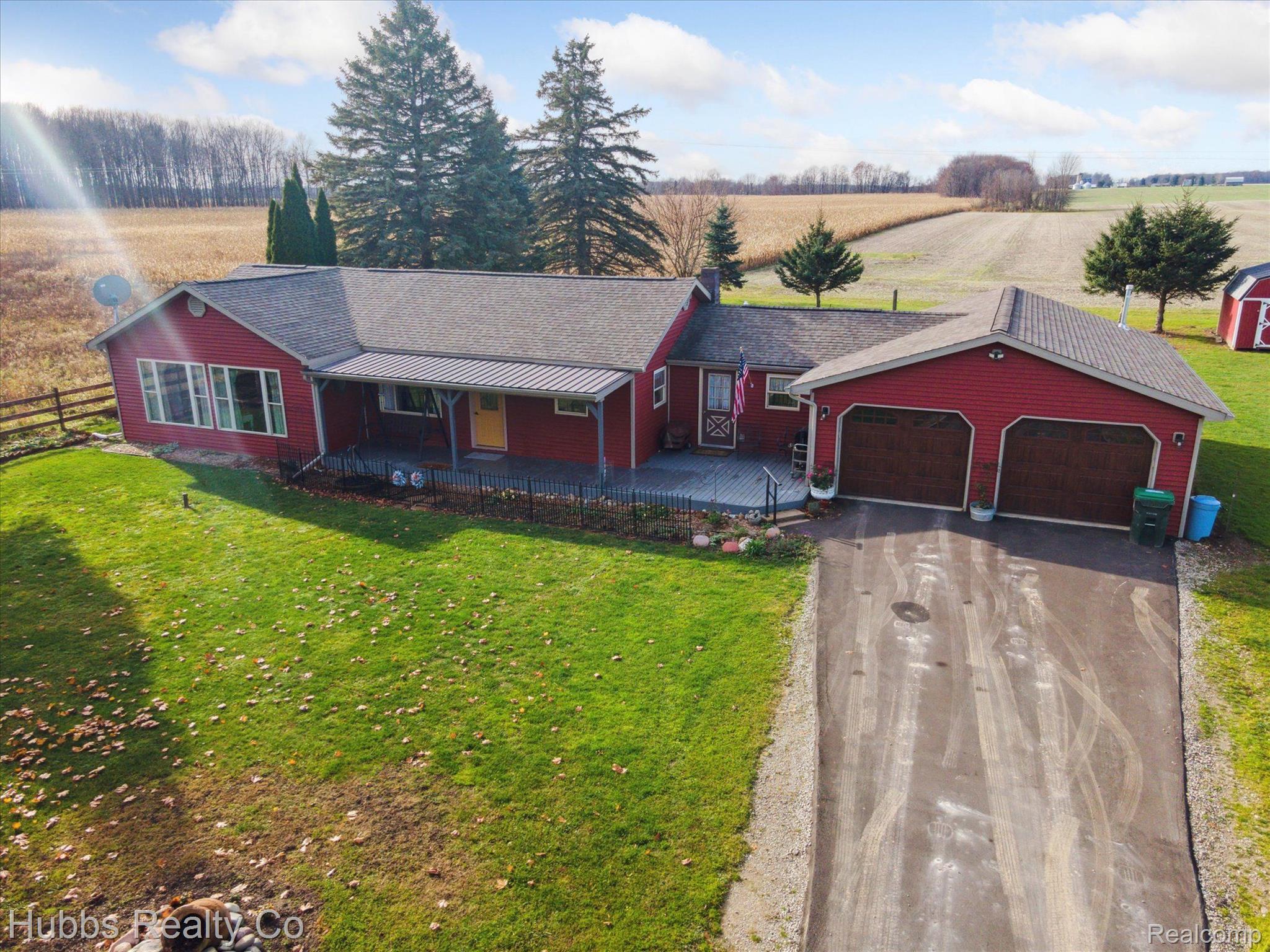 8884 EDWARD Road