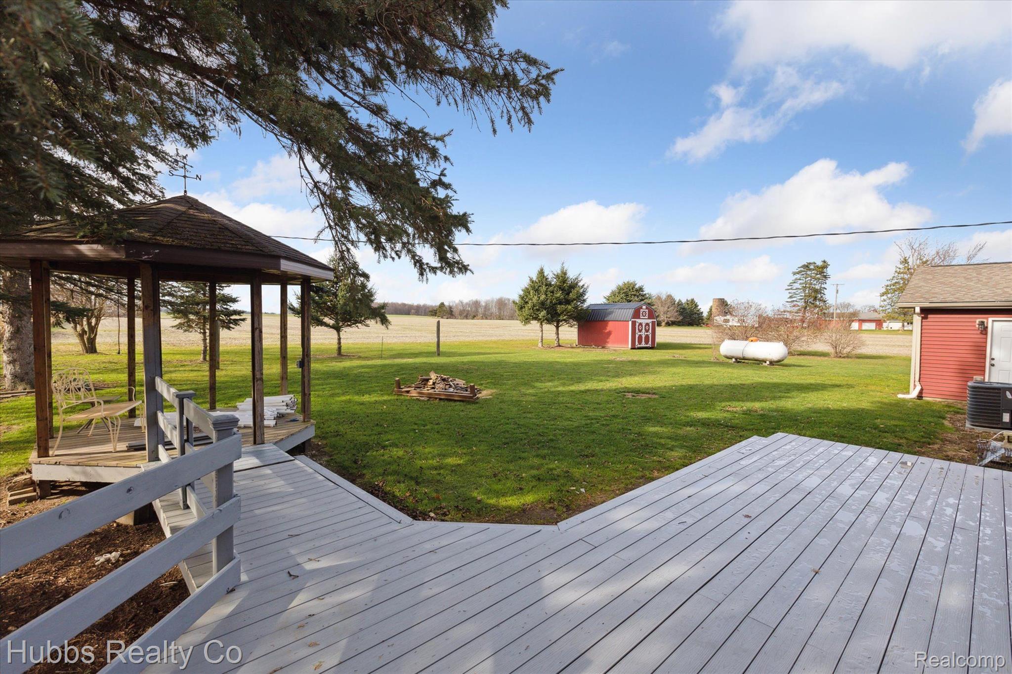 8884 EDWARD Road