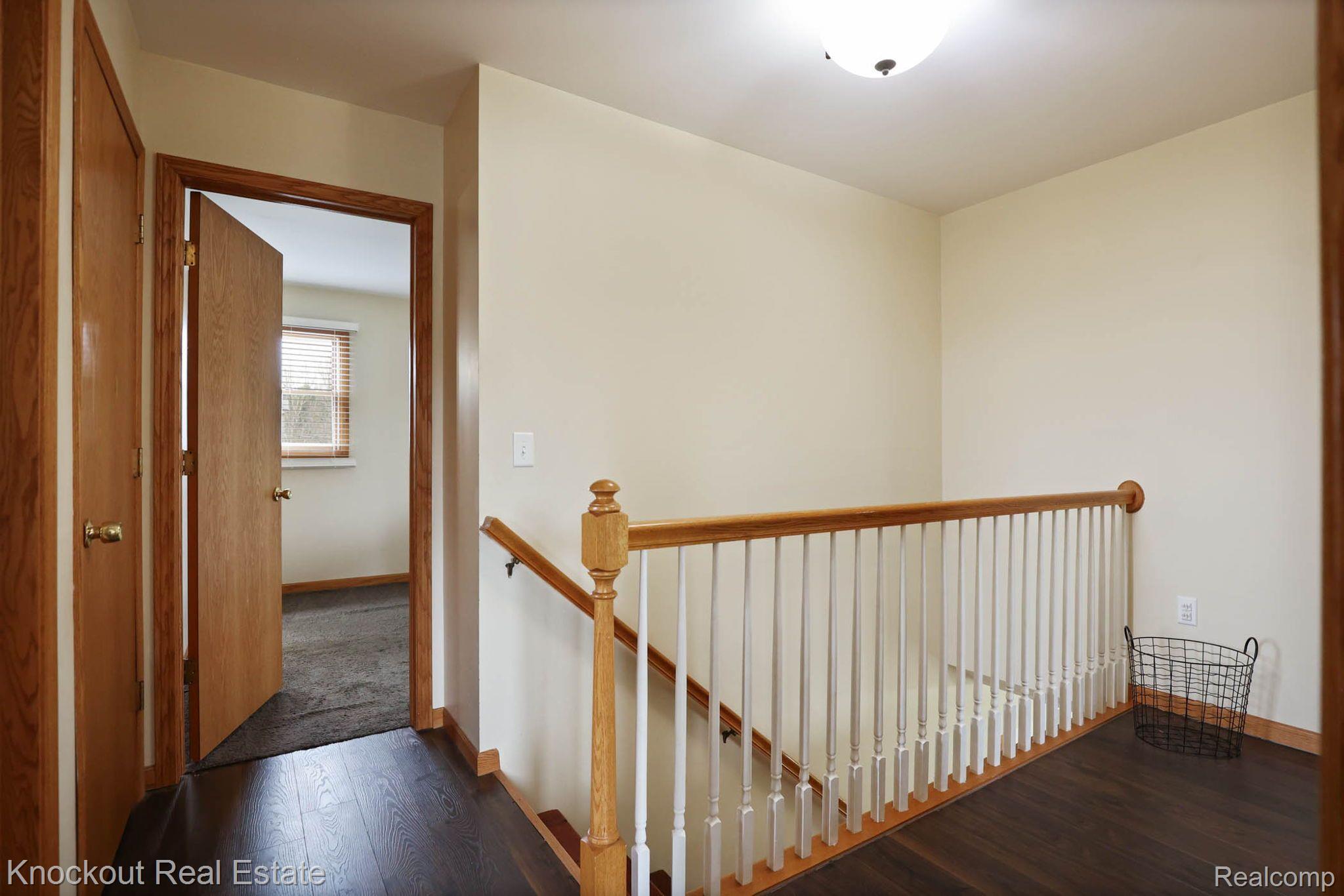 3353 MURPHY LAKE Road