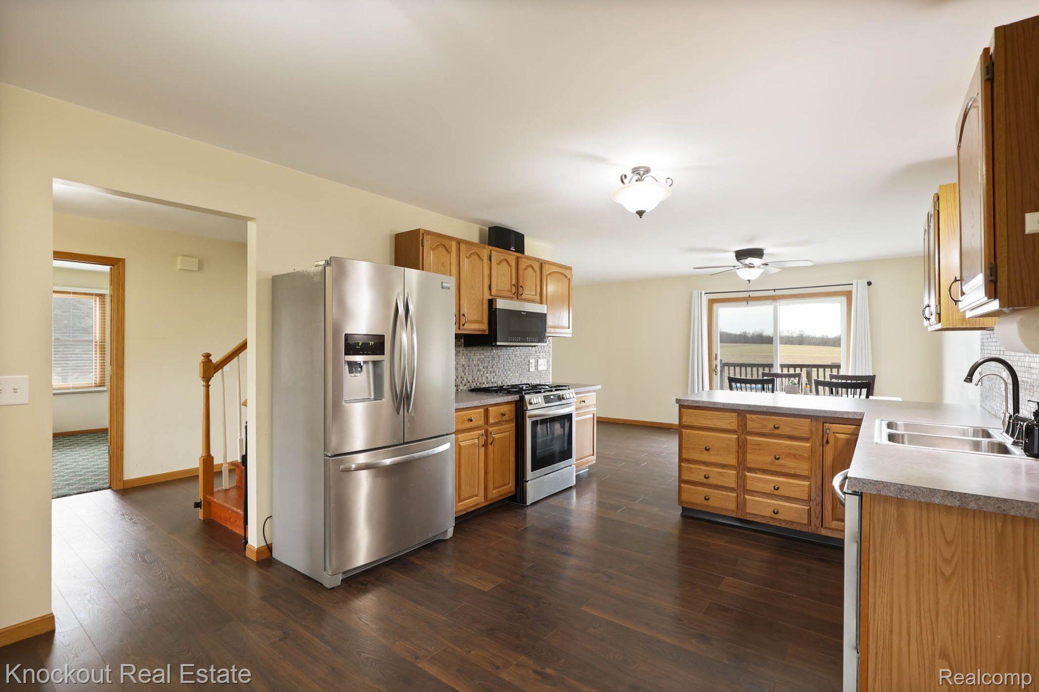 3353 MURPHY LAKE Road