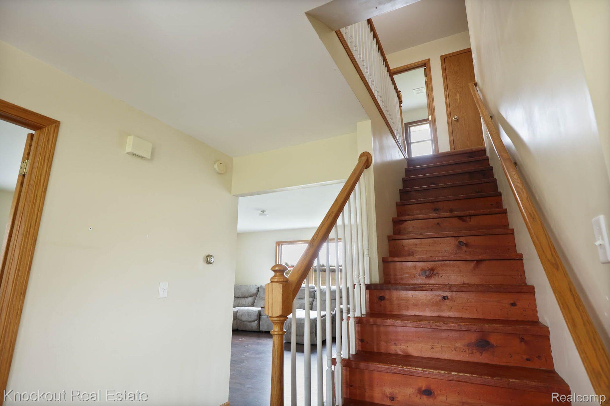 3353 MURPHY LAKE Road