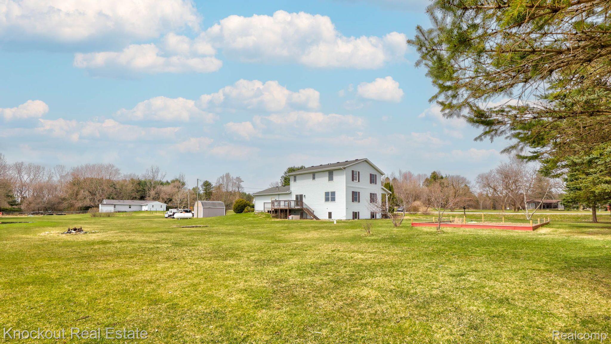 3353 MURPHY LAKE Road