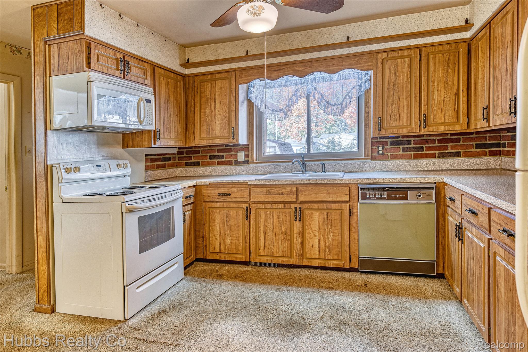 7122 Abbey Lane