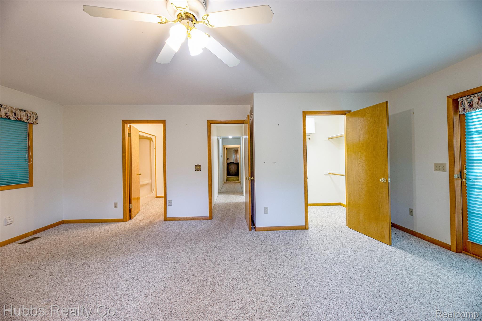 7122 Abbey Lane