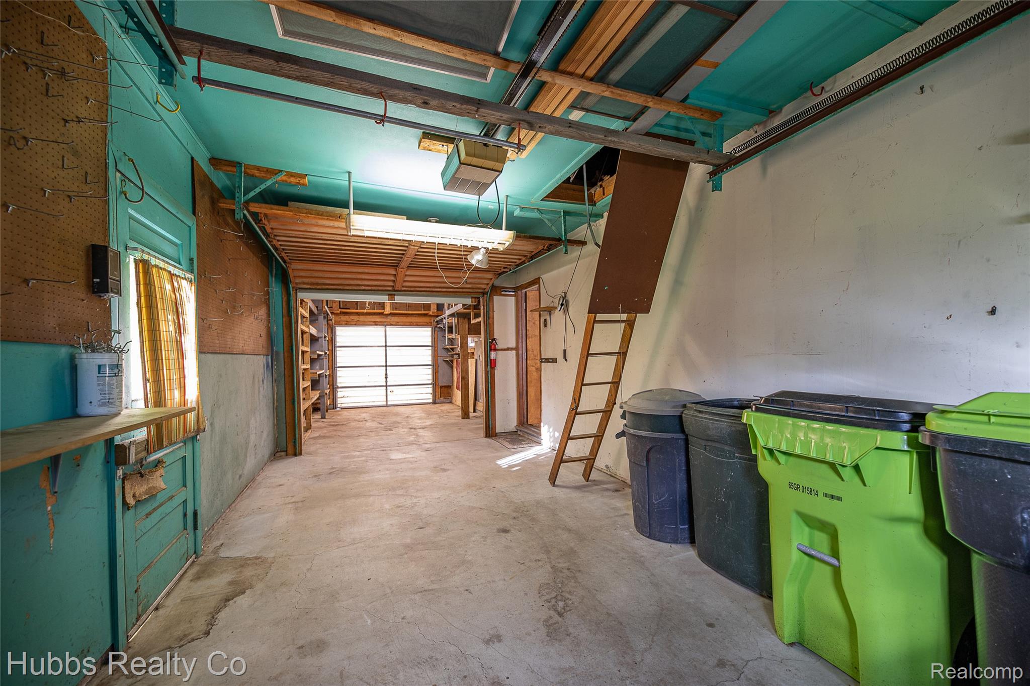 7122 Abbey Lane