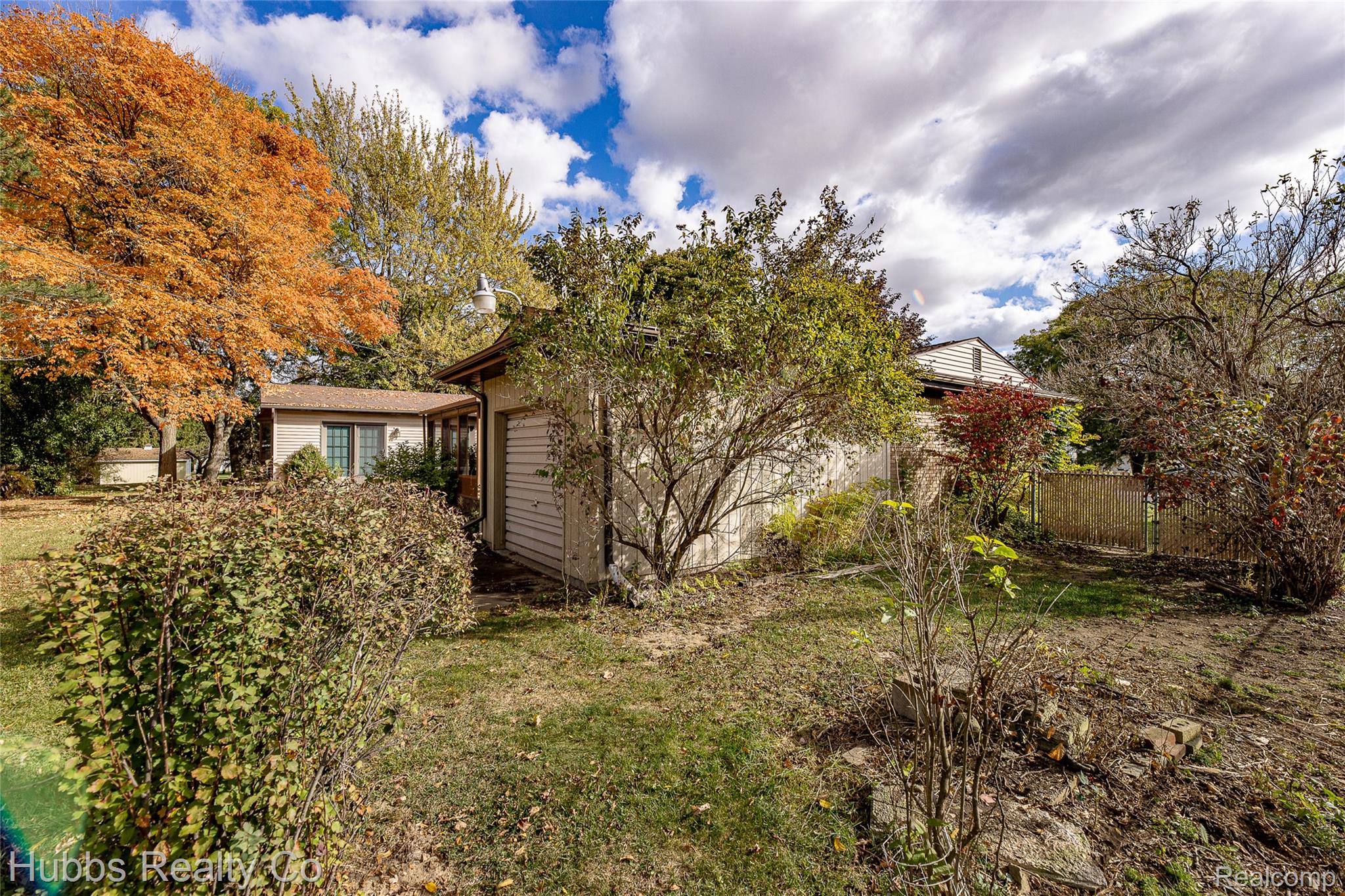 7122 Abbey Lane