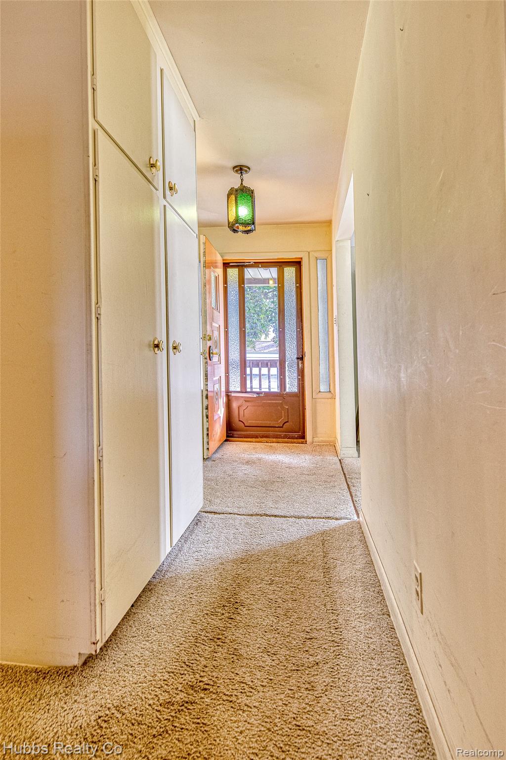 7122 Abbey Lane