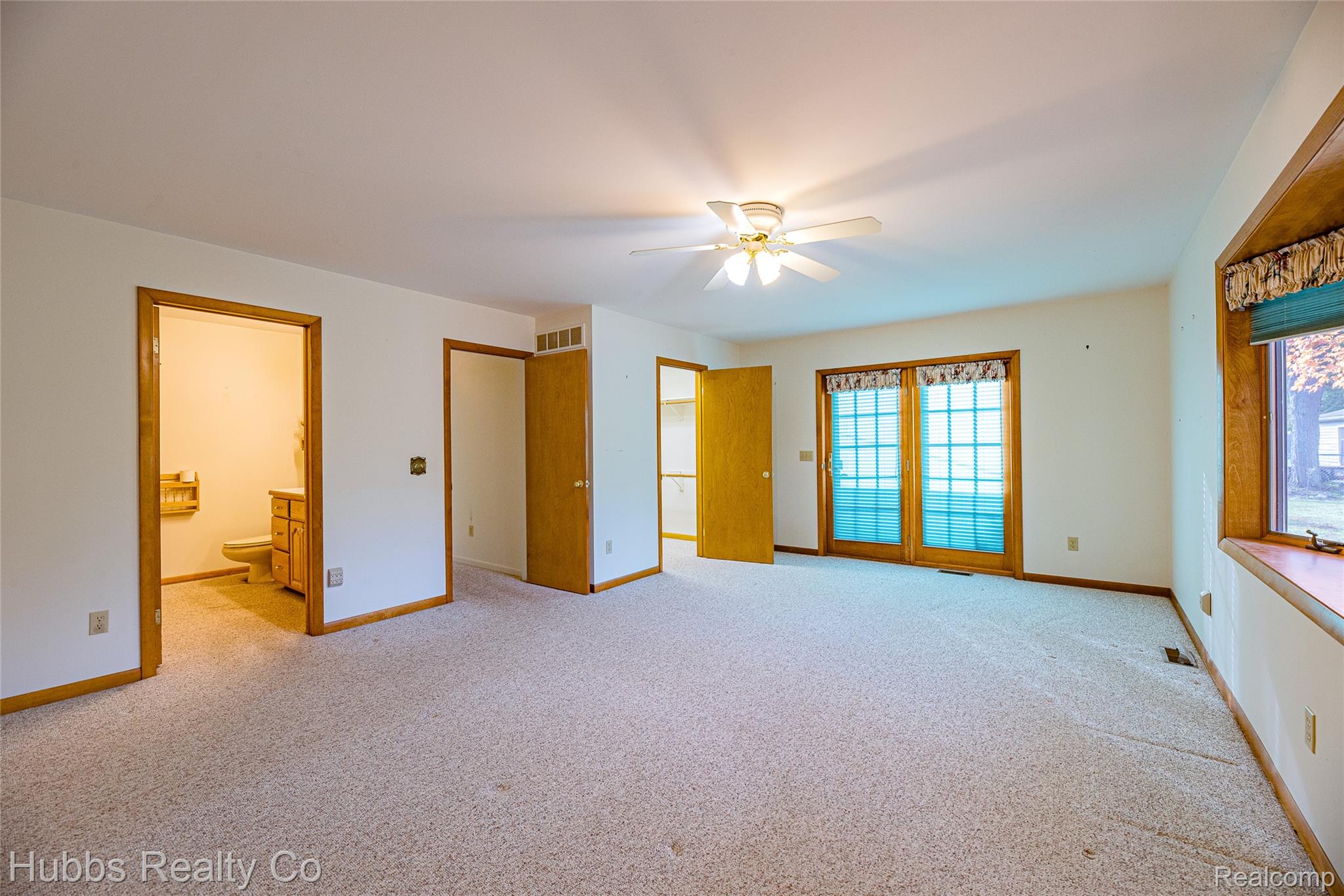 7122 Abbey Lane