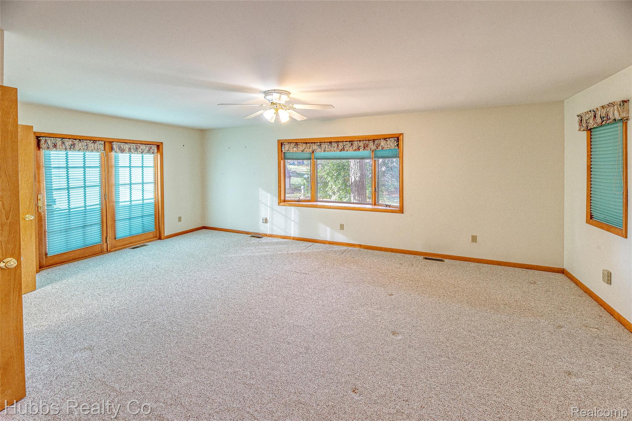 7122 Abbey Lane