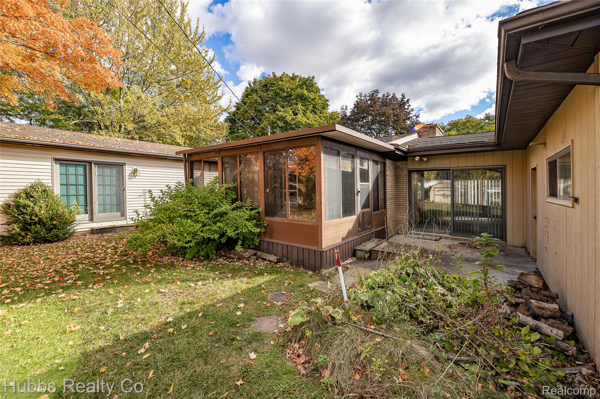 7122 Abbey Lane