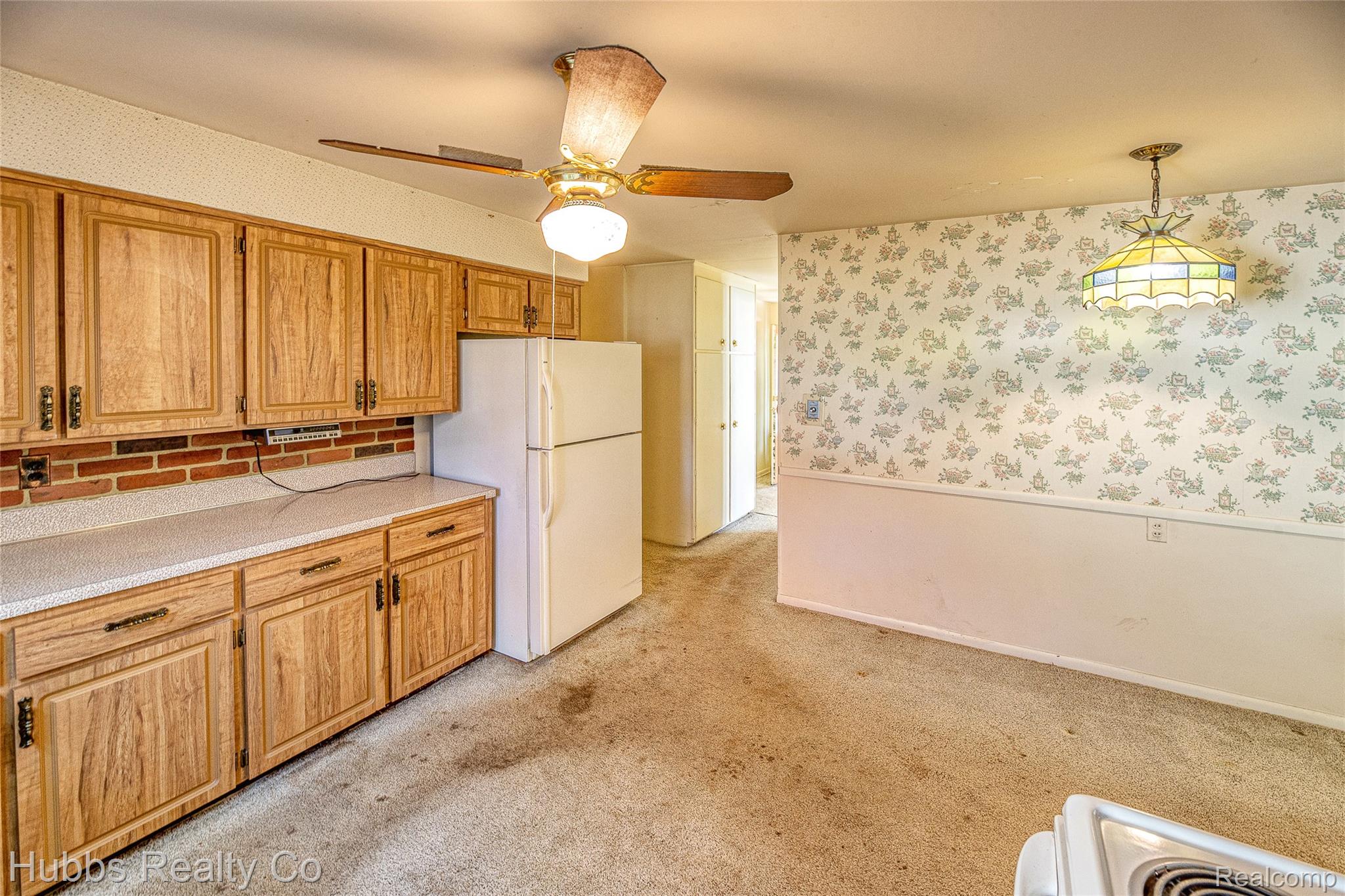 7122 Abbey Lane