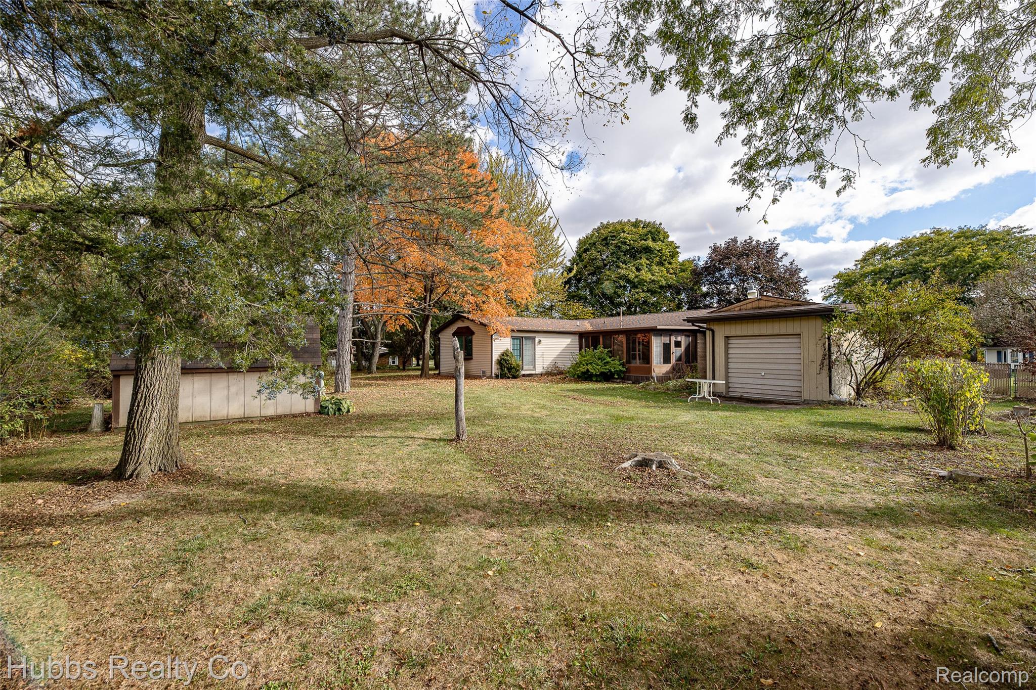 7122 Abbey Lane
