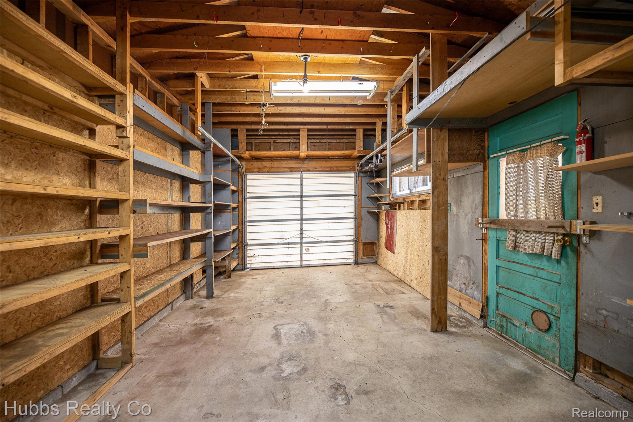 7122 Abbey Lane