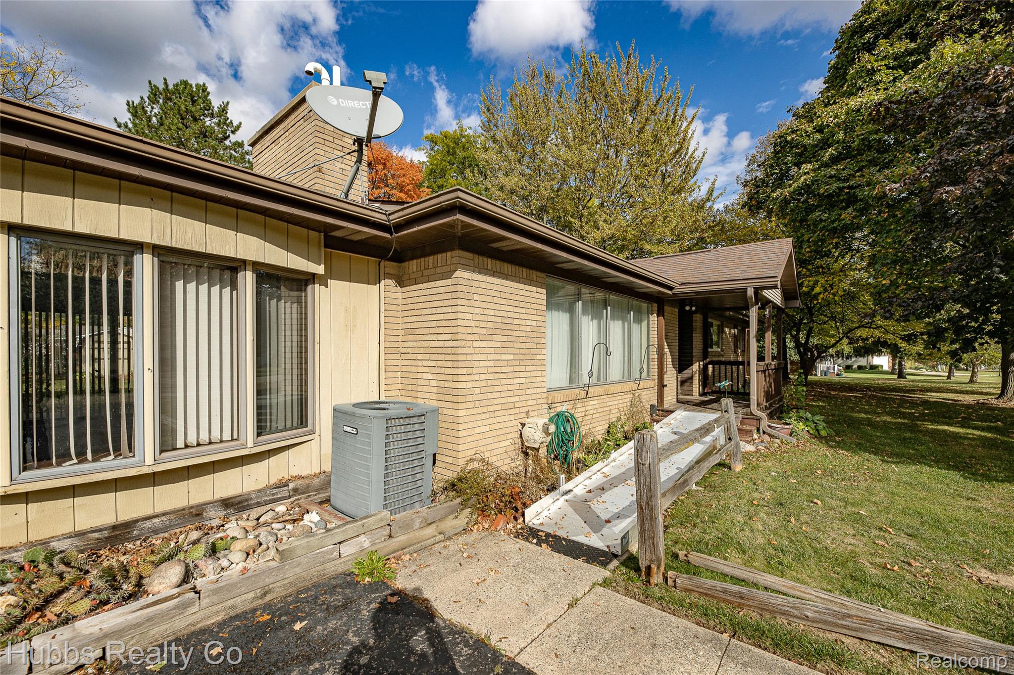 7122 Abbey Lane