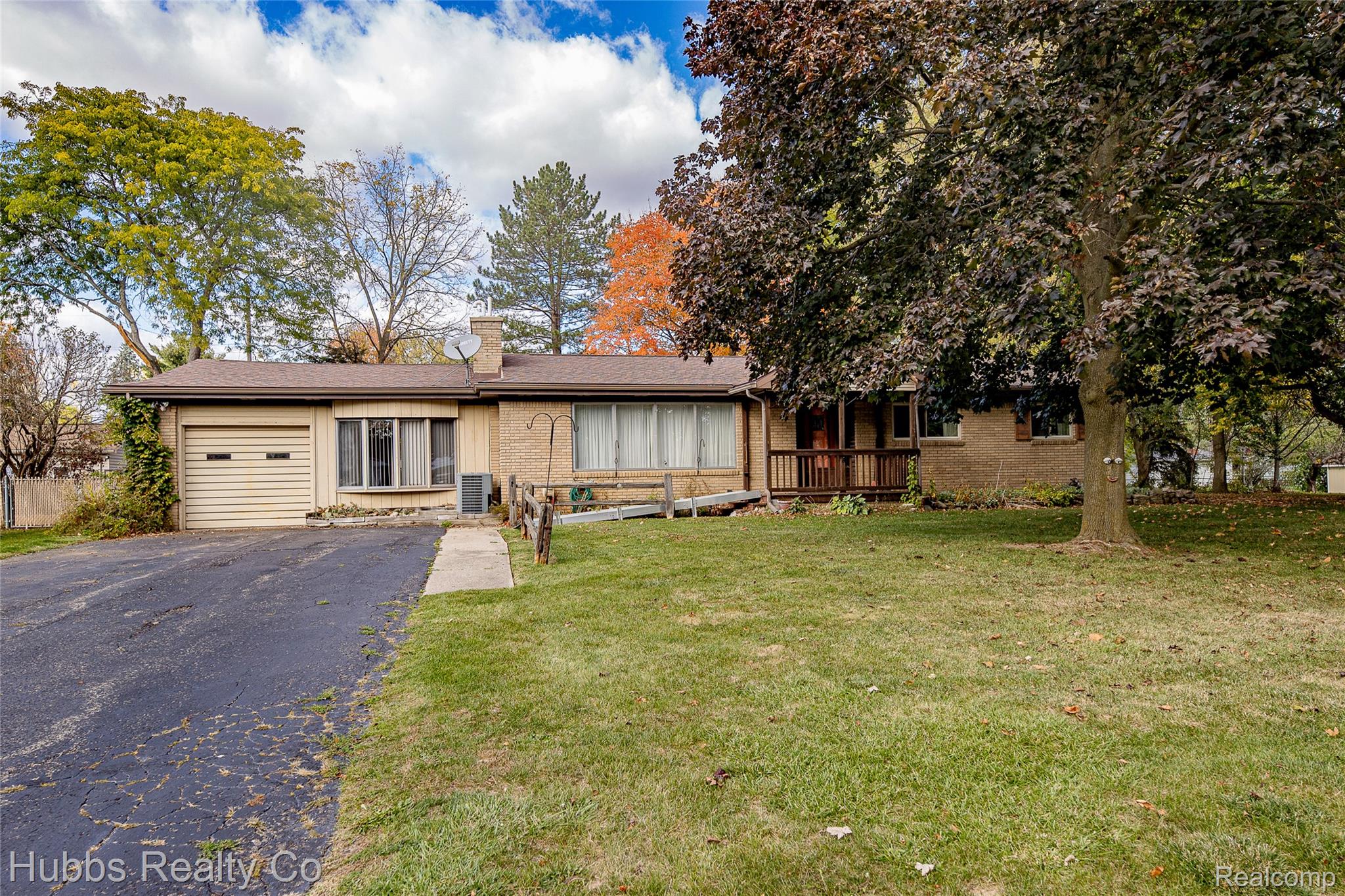 7122 Abbey Lane