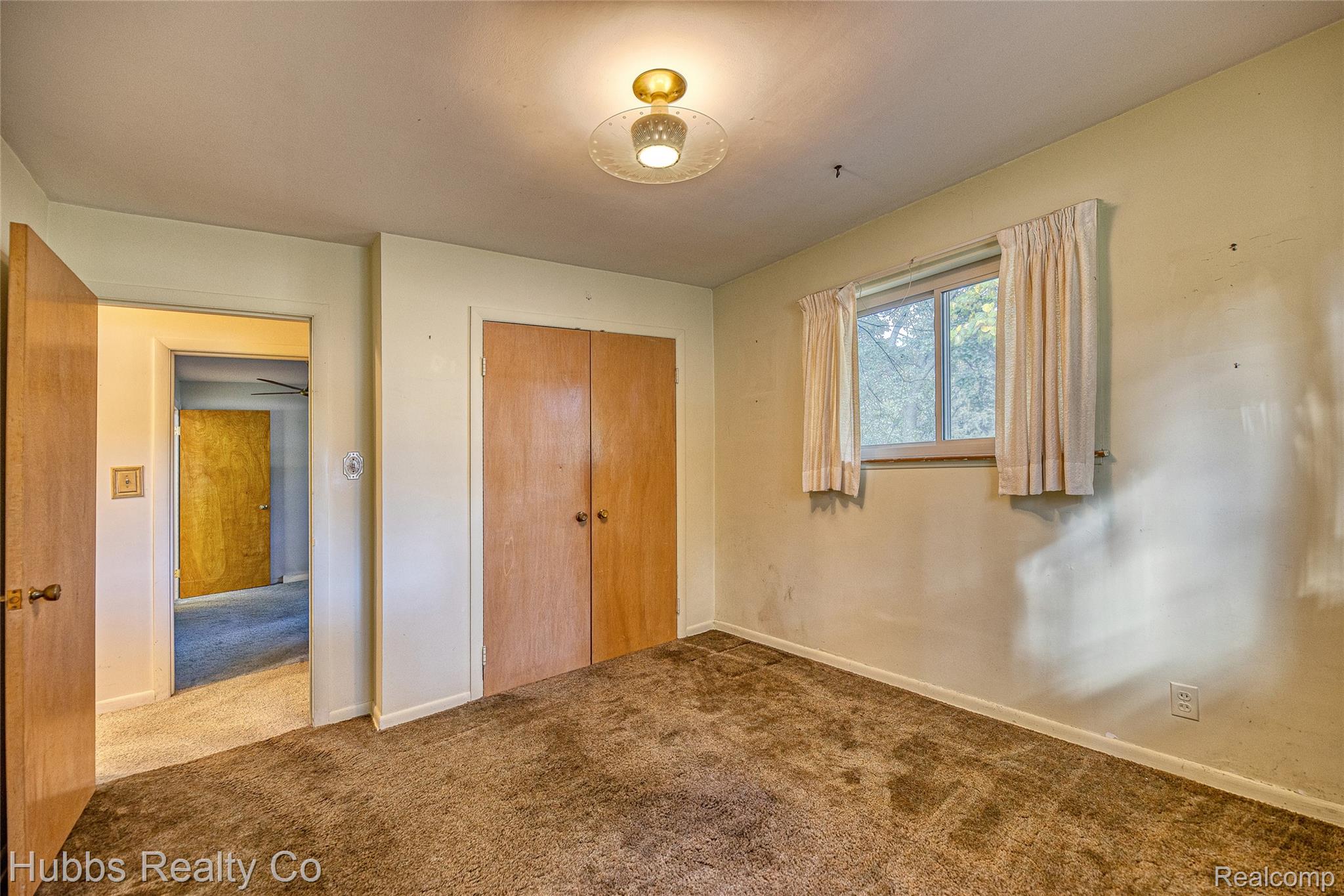 7122 Abbey Lane