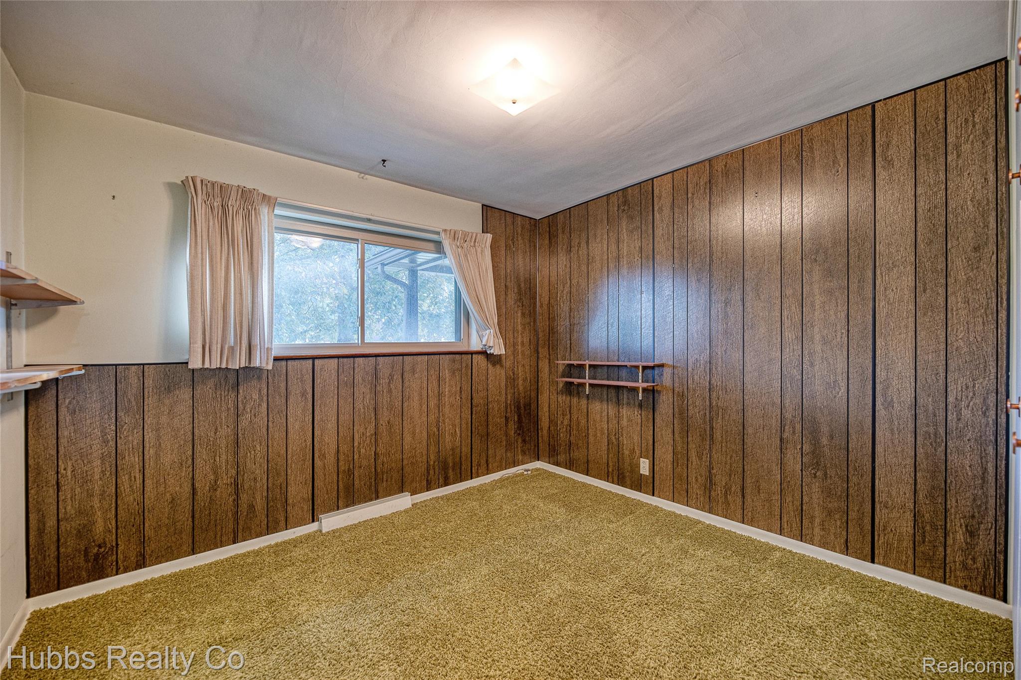 7122 Abbey Lane