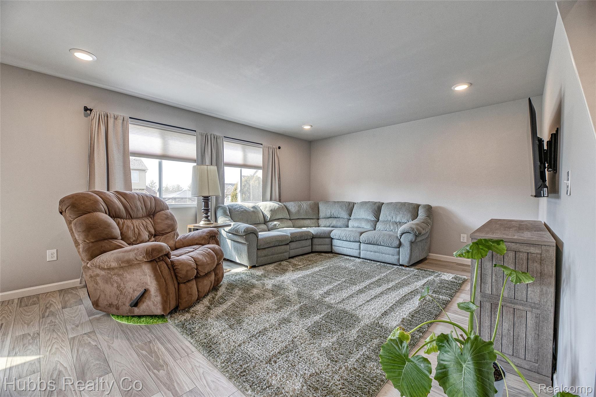 7340 Westminster Circle