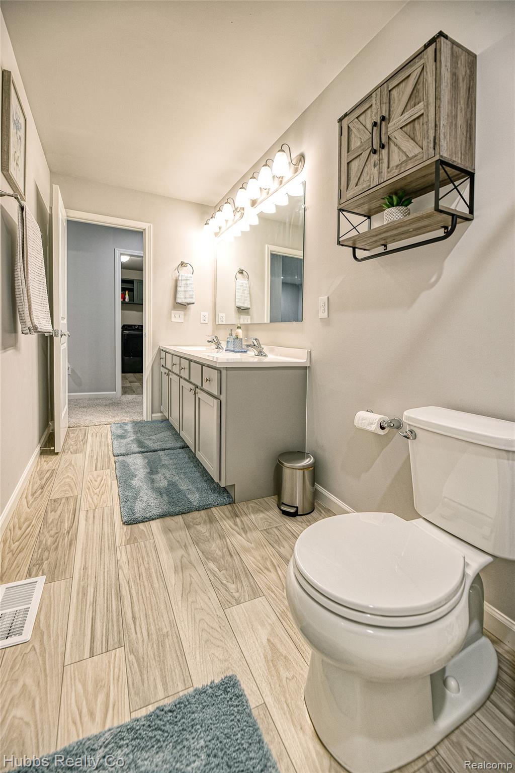 7340 Westminster Circle