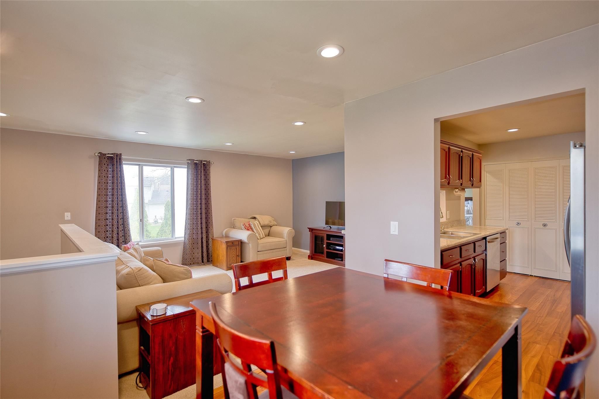 12221 WOODSIDE Drive