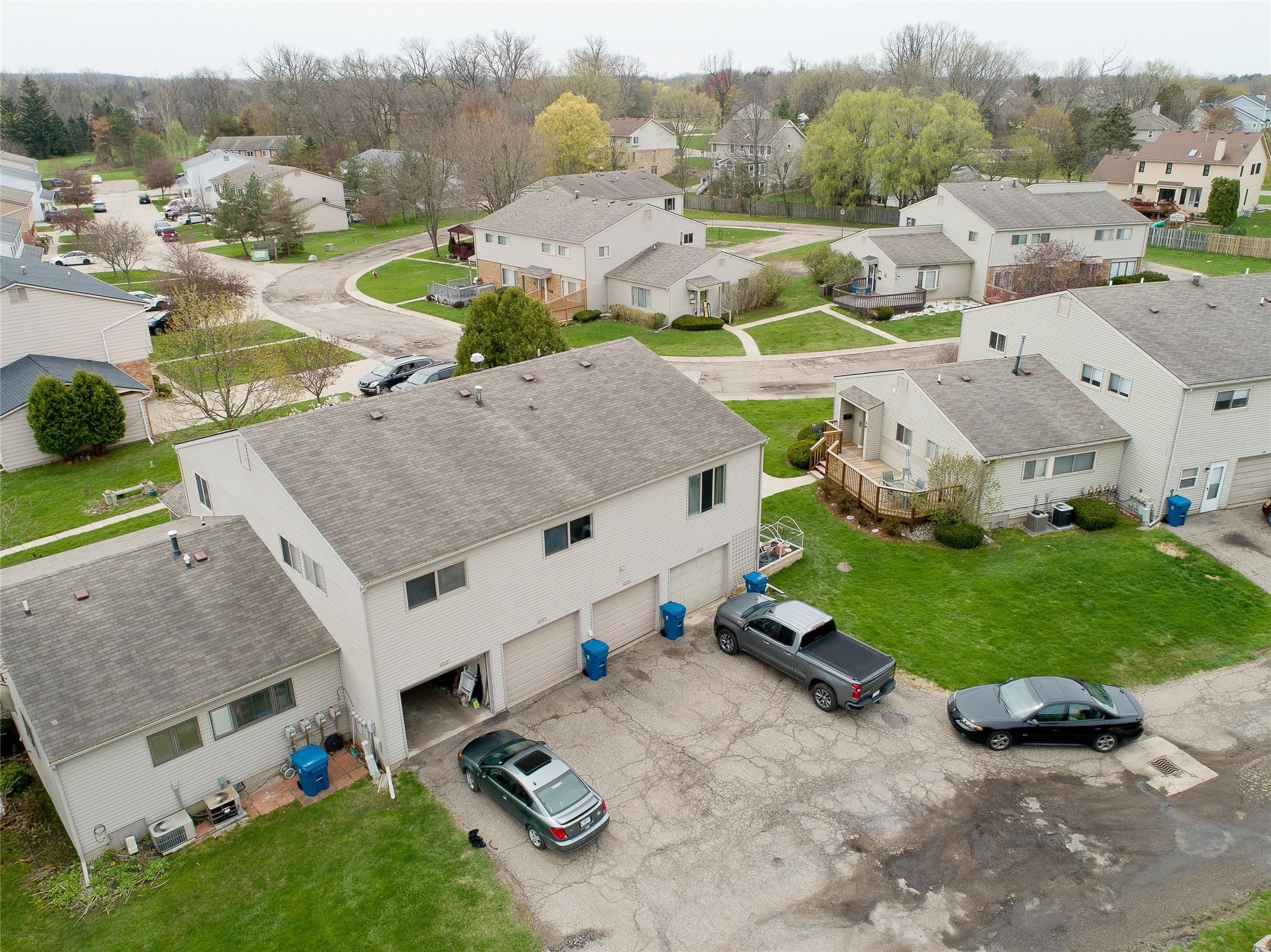 12221 WOODSIDE Drive
