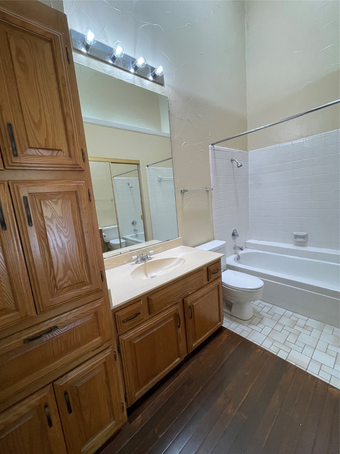2204 W Park Boulevard 3303